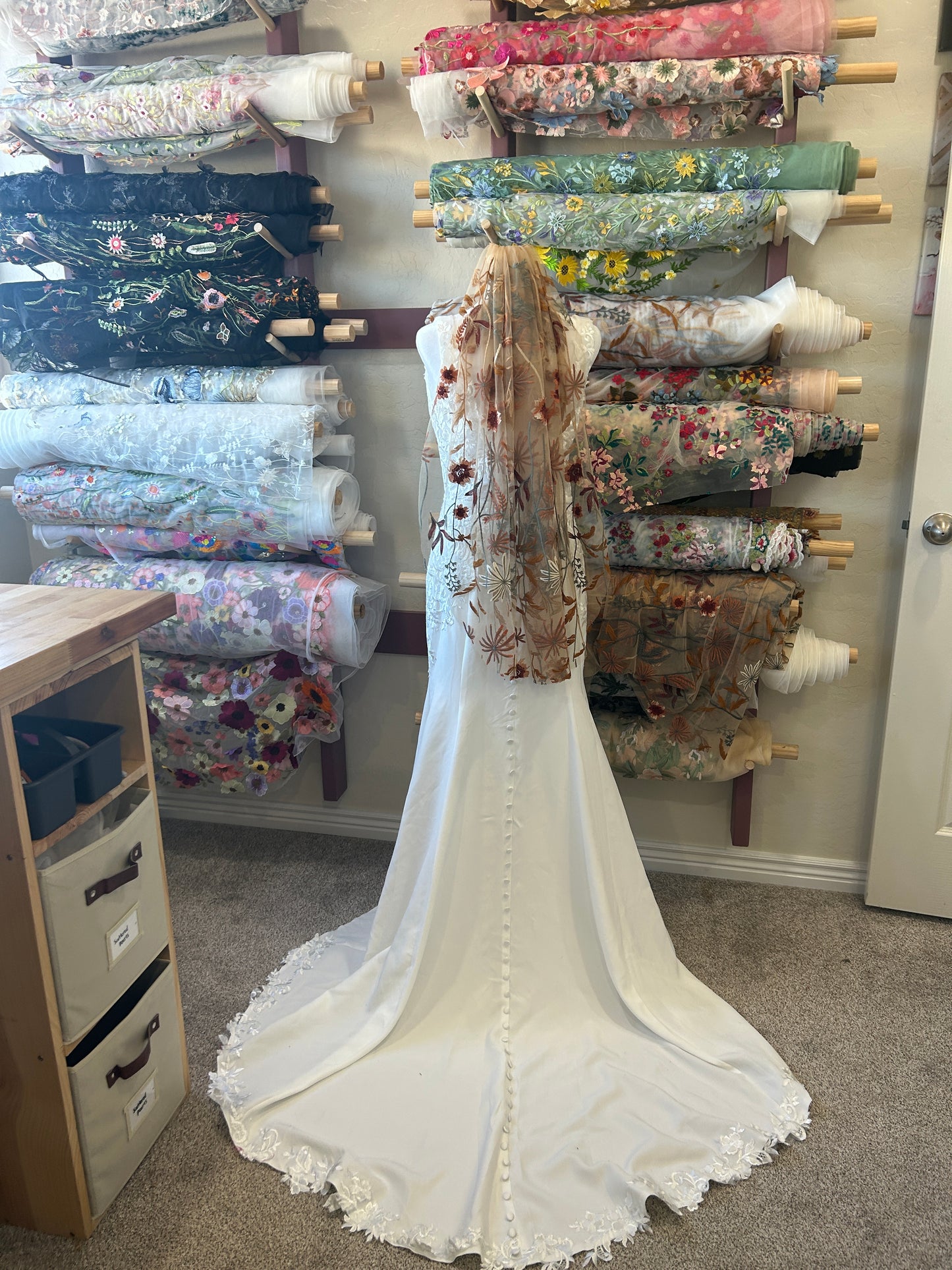 V1 Autumn. Leaves Falling Tan (32") | Final Sale - Ready To Ship