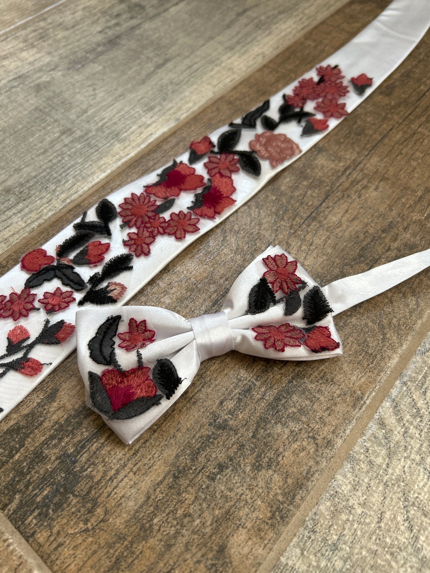 Rose Garden | Floral Bow Tie