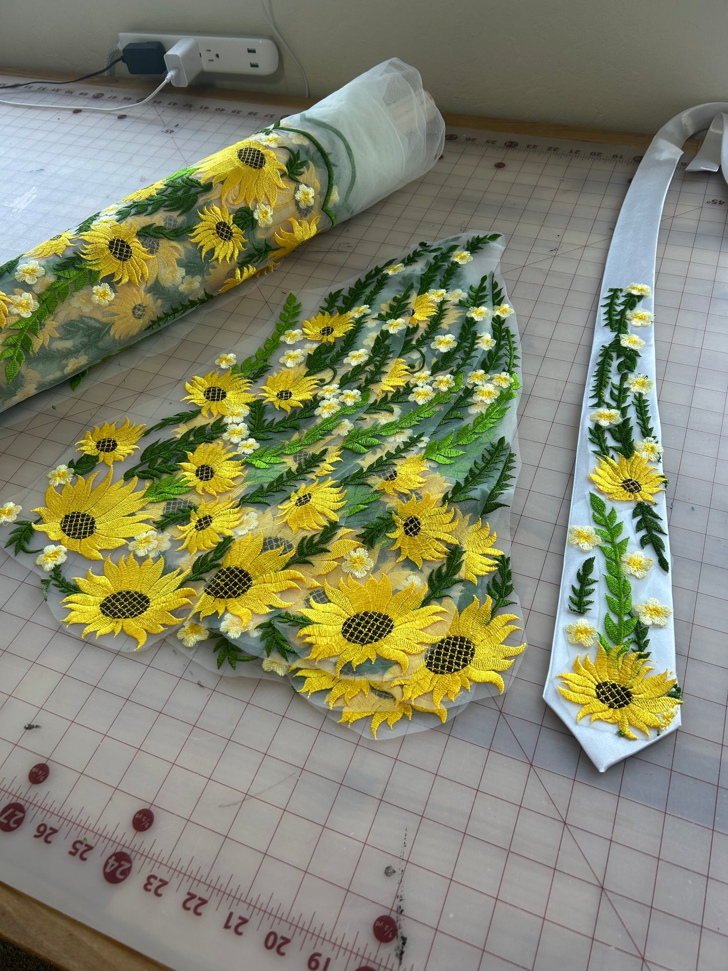 Wild Sunflower | Floral Tie