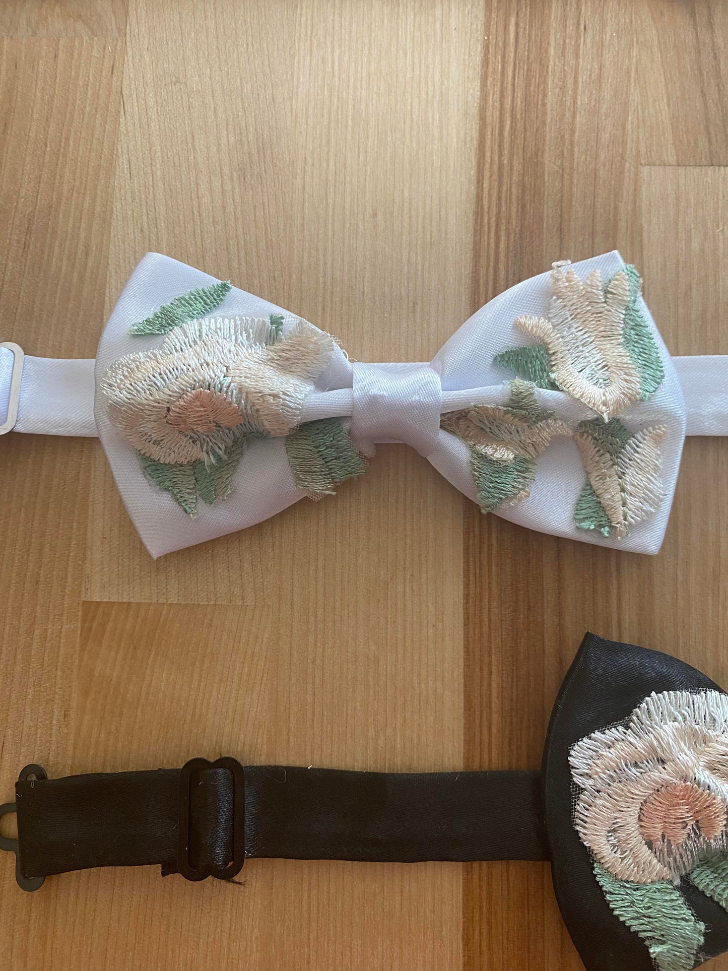 Vintage Rose Bow Tie