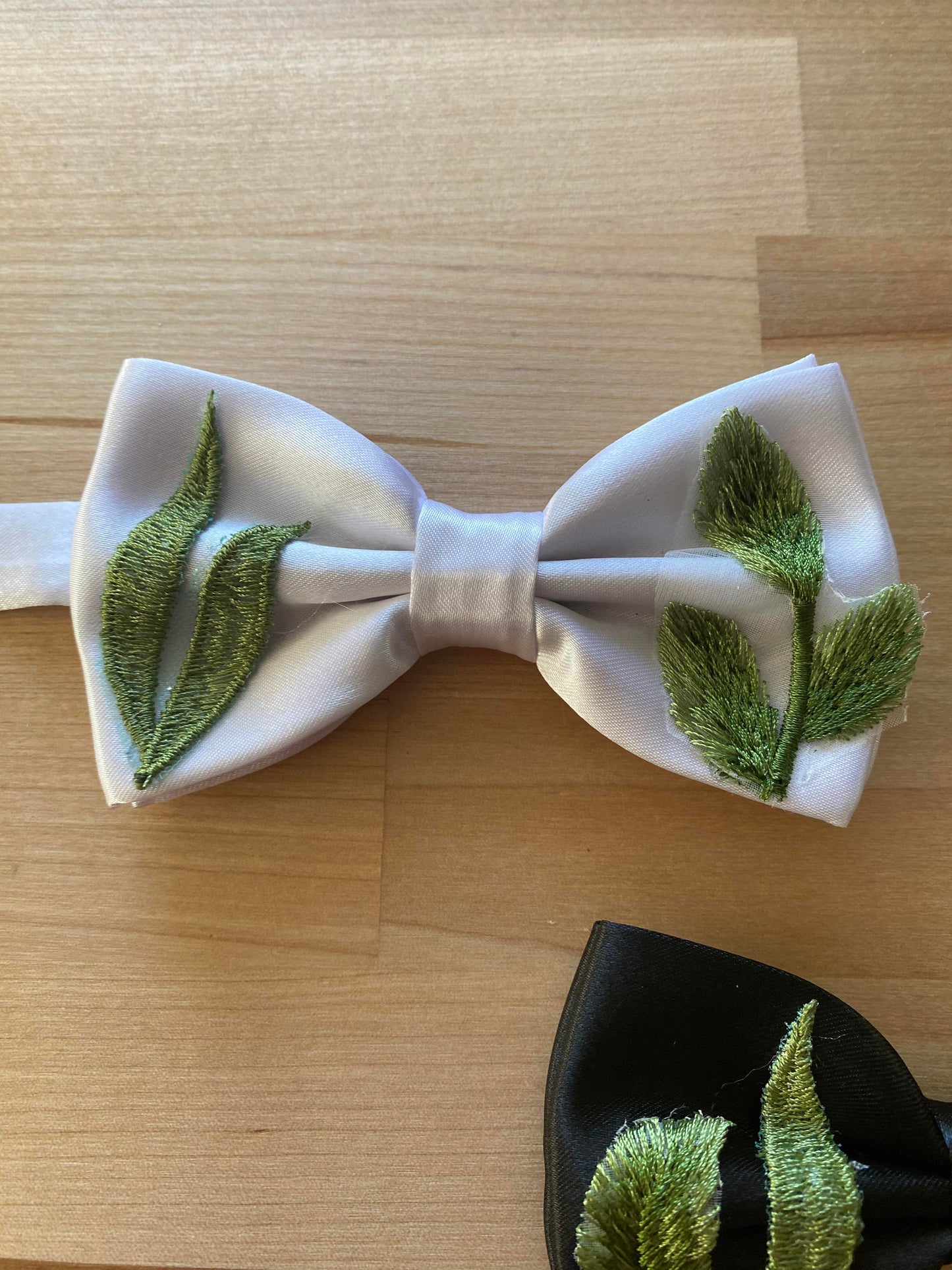 Evermore Bow | Greenery Tie