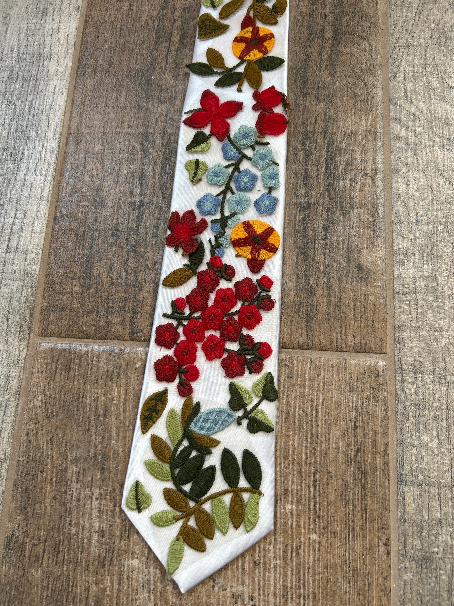 Earth Tones | Floral Tie