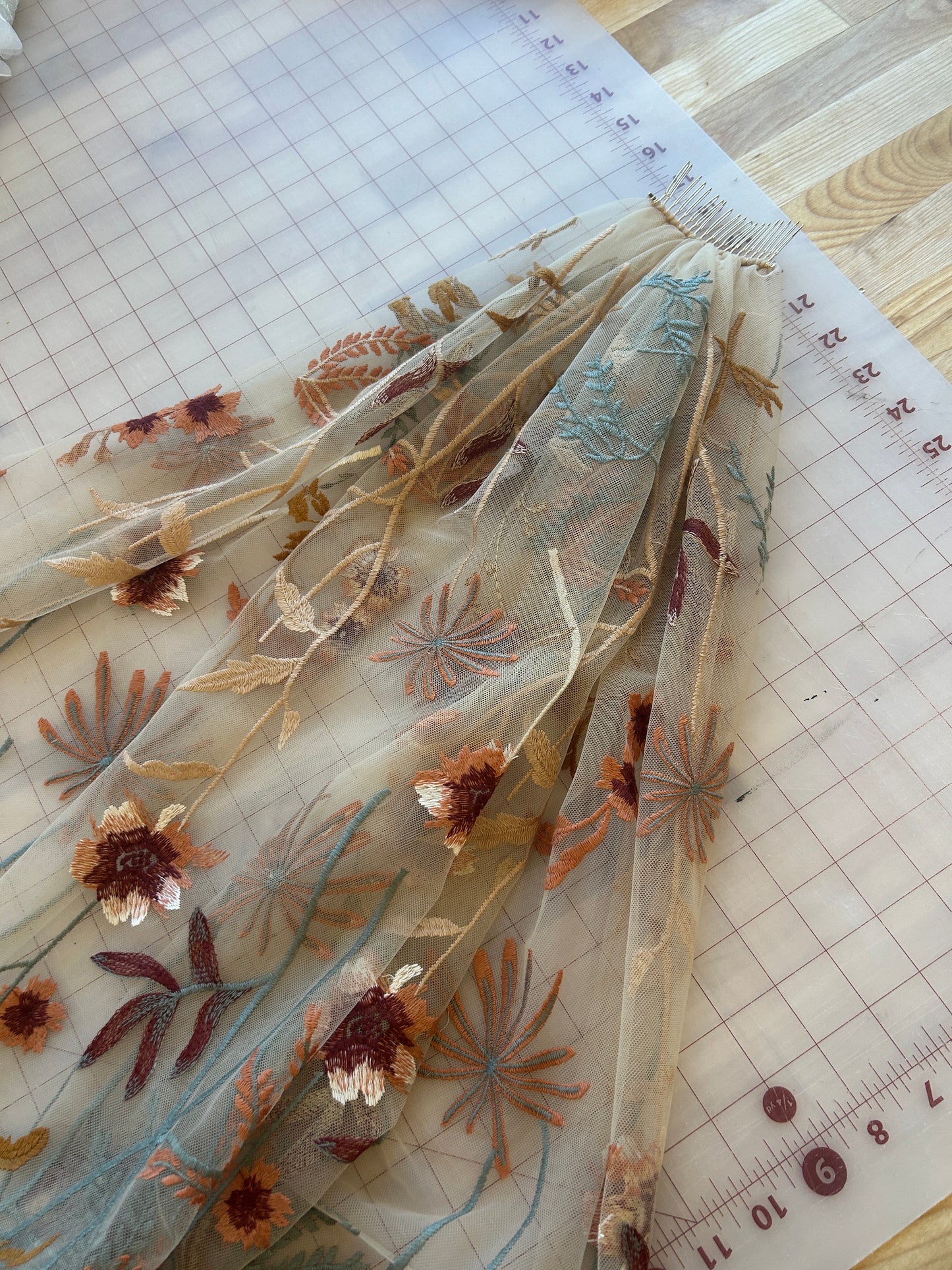 V1 Autumn. Leaves Falling Tan (32") | Final Sale - Ready To Ship