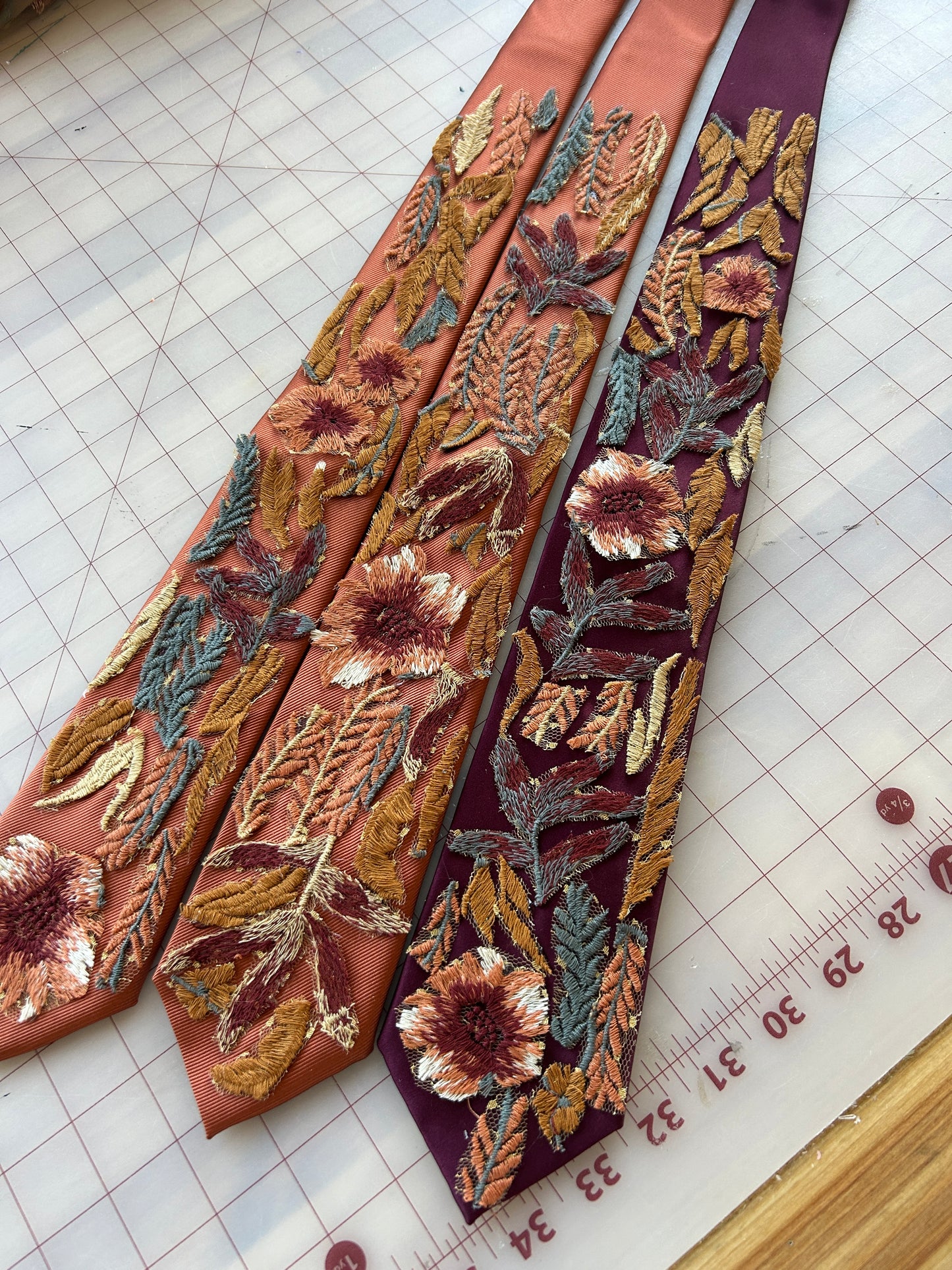 Autumn Leaves Falling | Floral Tie