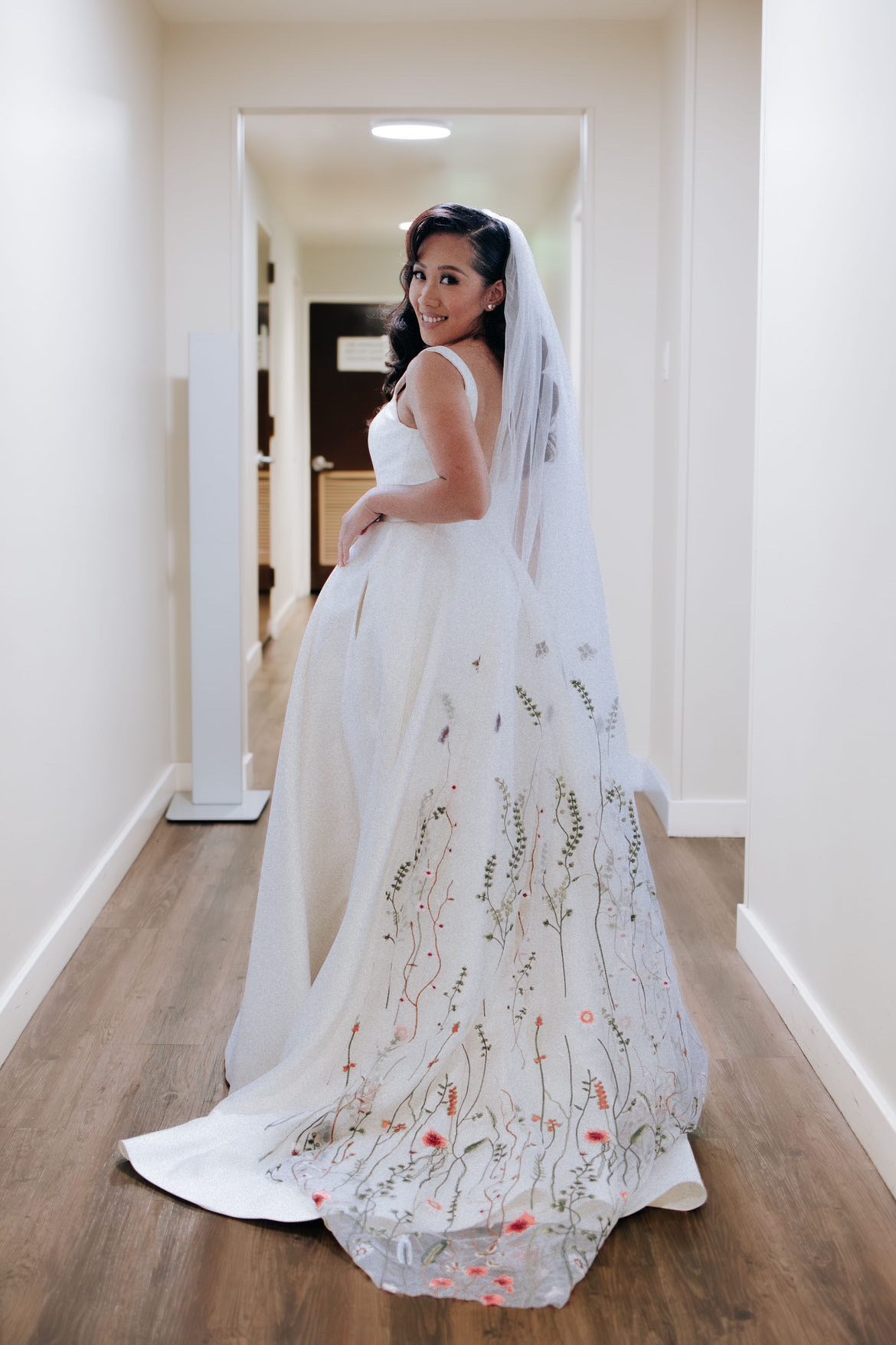 Simple Wildflower | Floral Wedding Veil Belle Botanical Creations LLC Simple Wildflower | Floral Wedding Veil Belle Botanical Creations LLC