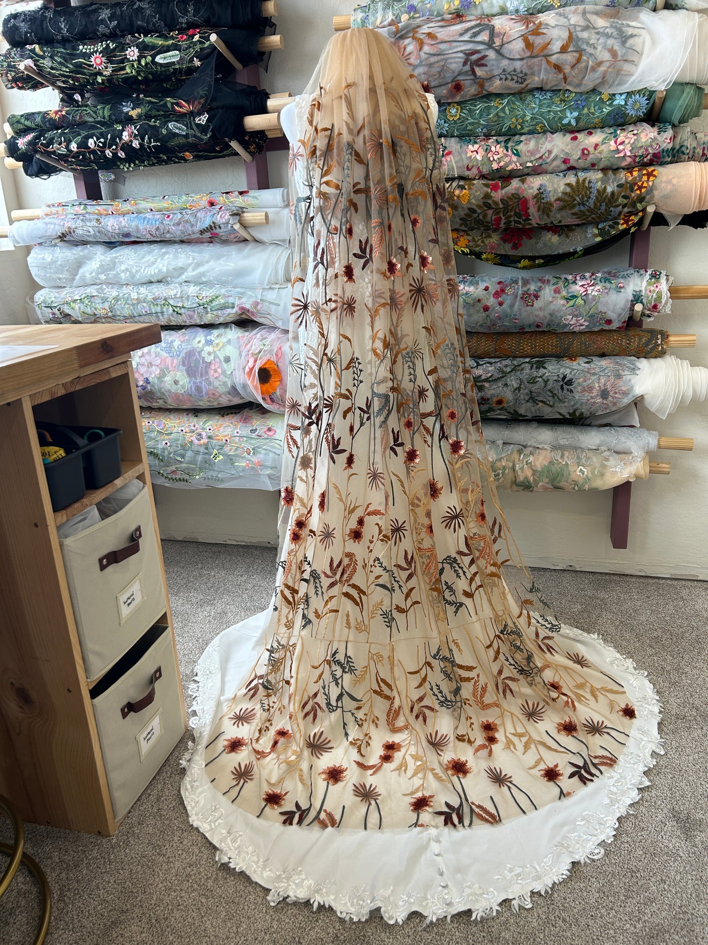 Autumn Leaves Falling Veil | TAN TULLE | Floral Wedding Veil