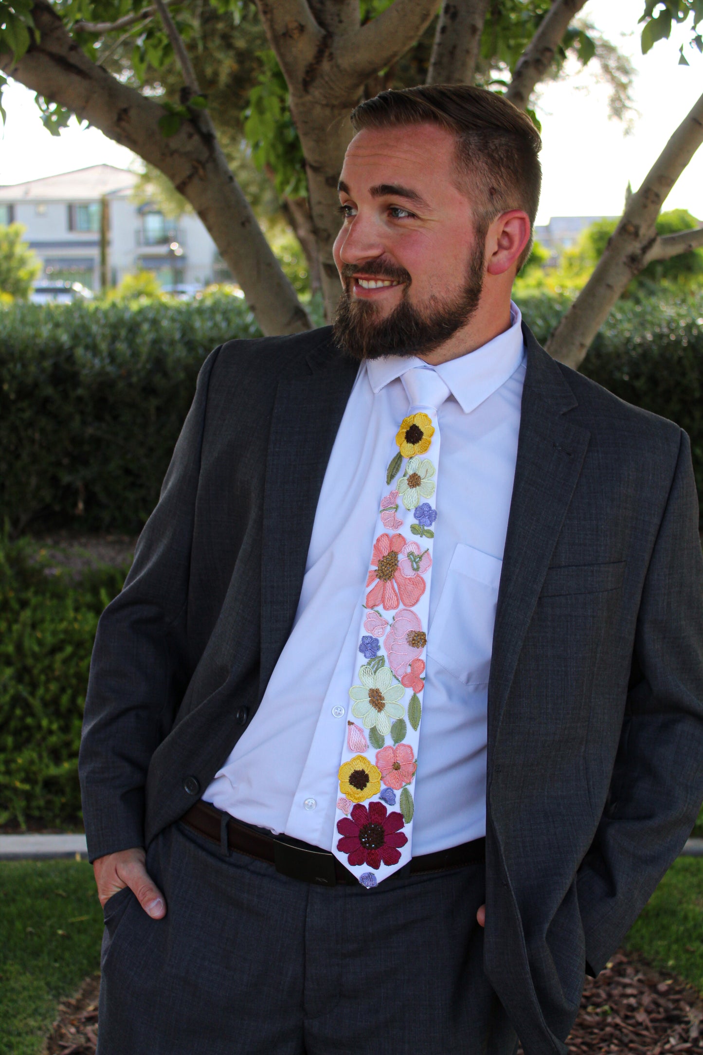 Betty's Garden | Floral Tie