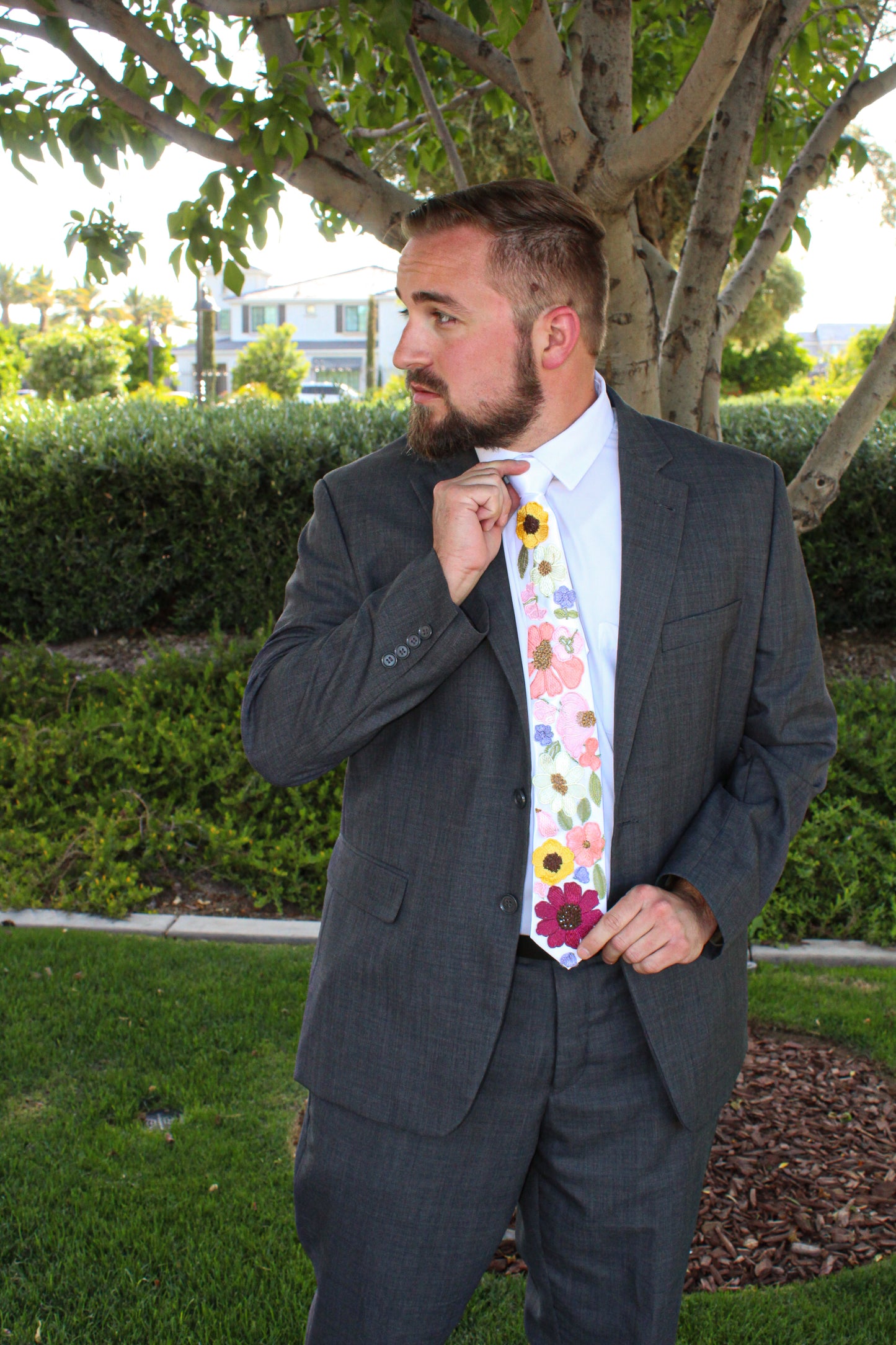 Betty's Garden | Floral Tie