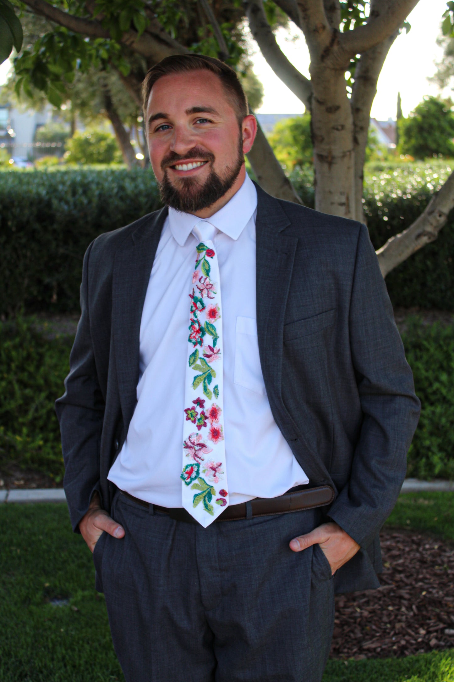 Jewel Tie