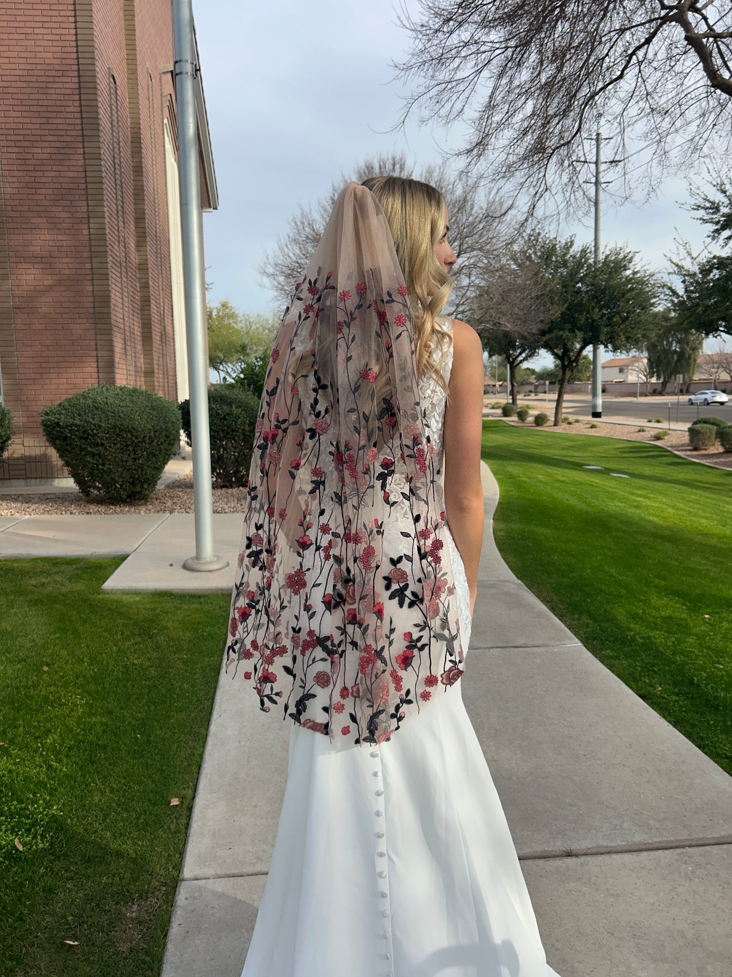 Rose Garden Veil (Limited Edition) | Floral Wedding Veil