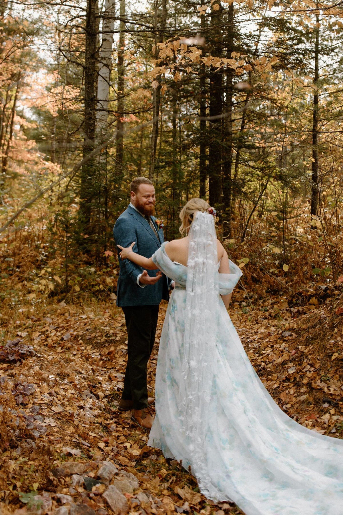 Leaves Falling Down (LIMITED AVAILABILITY, Retiring 12/1/2026) | Floral Wedding Veil