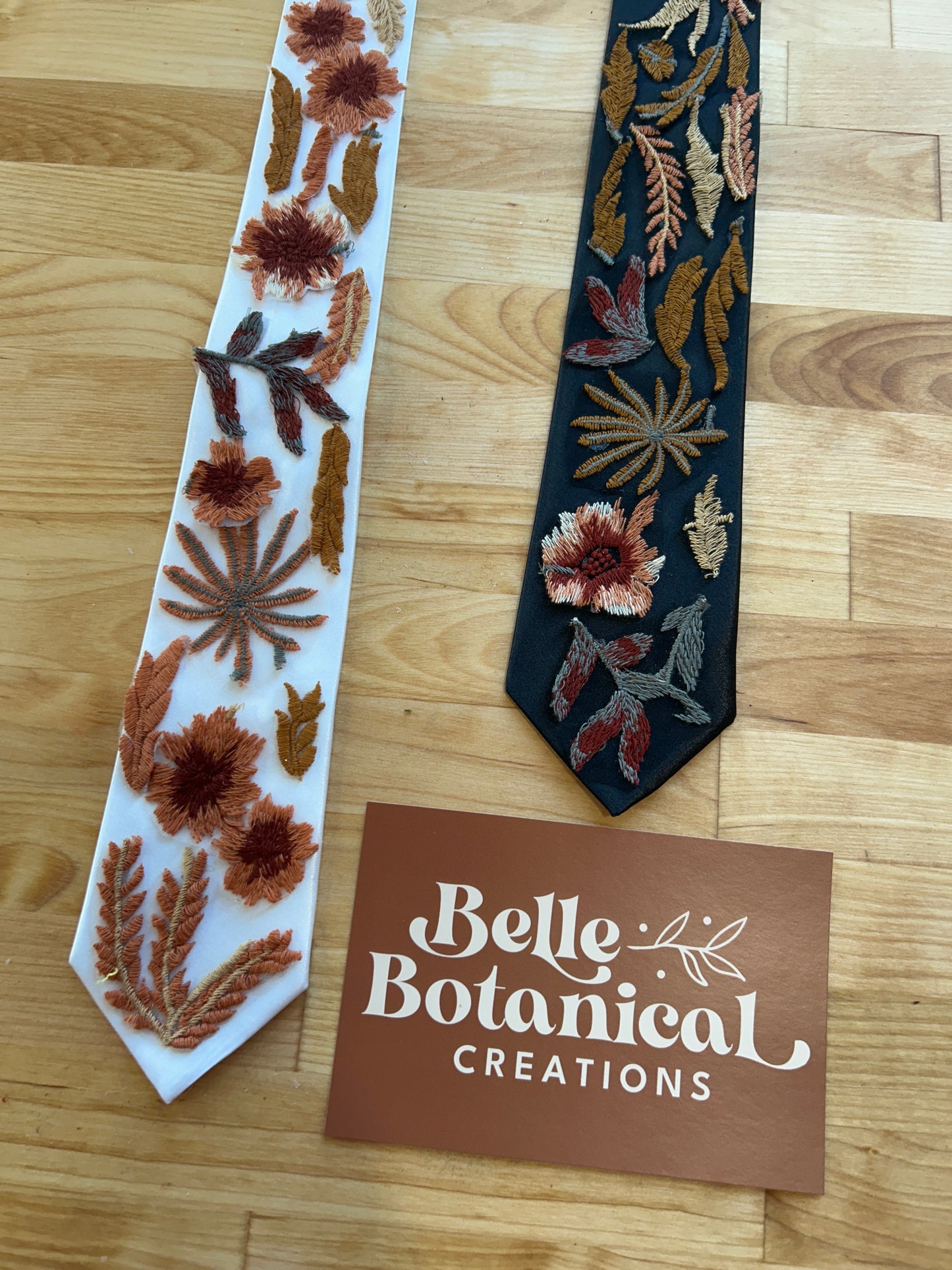 Autumn Leaves Falling |  Floral Tie