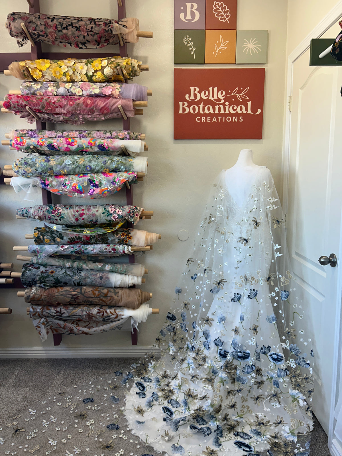 Blue Winter Cape | Floral Wedding