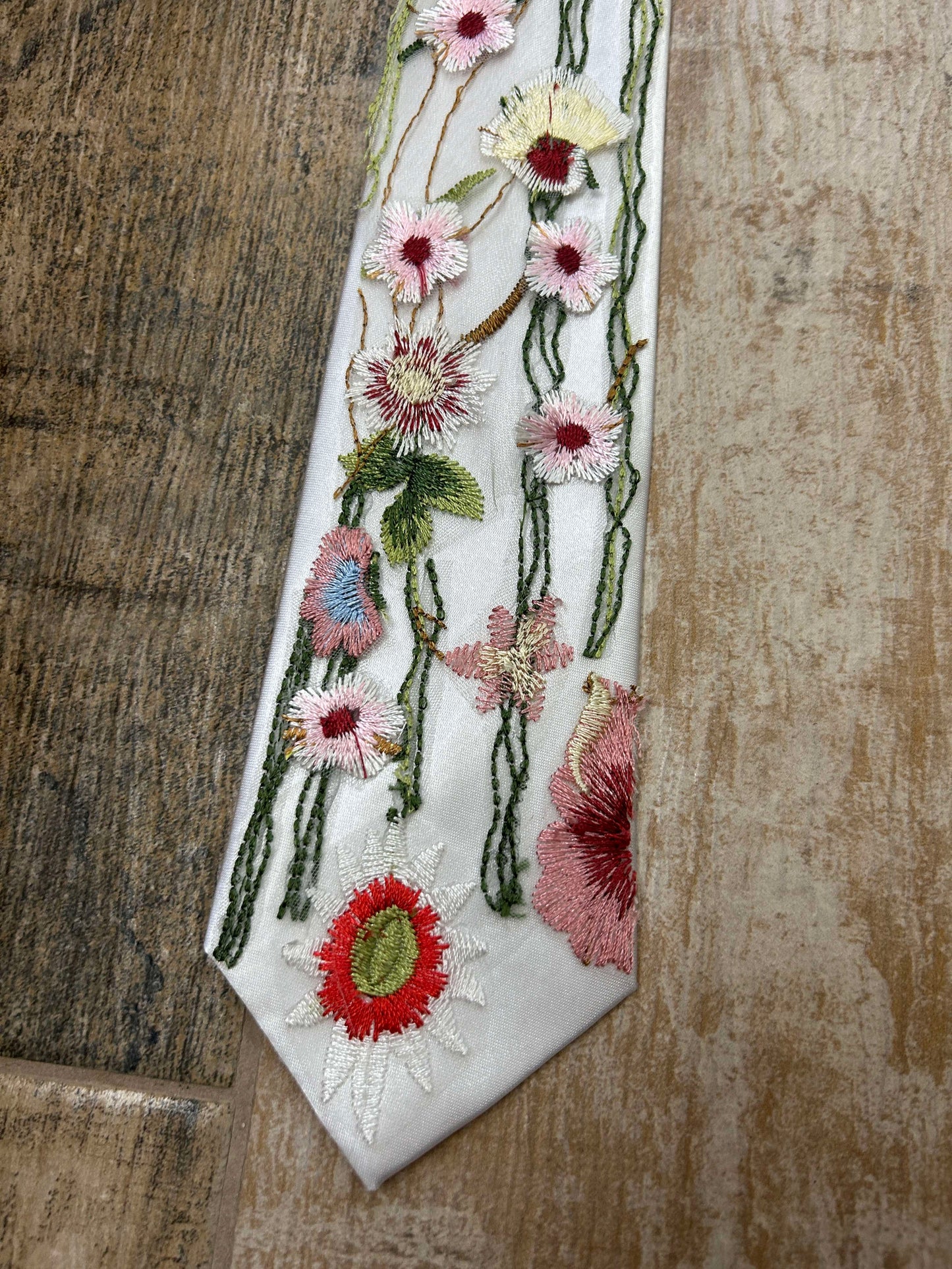 Wildflower Tie (Final Sale - Ready to Ship)