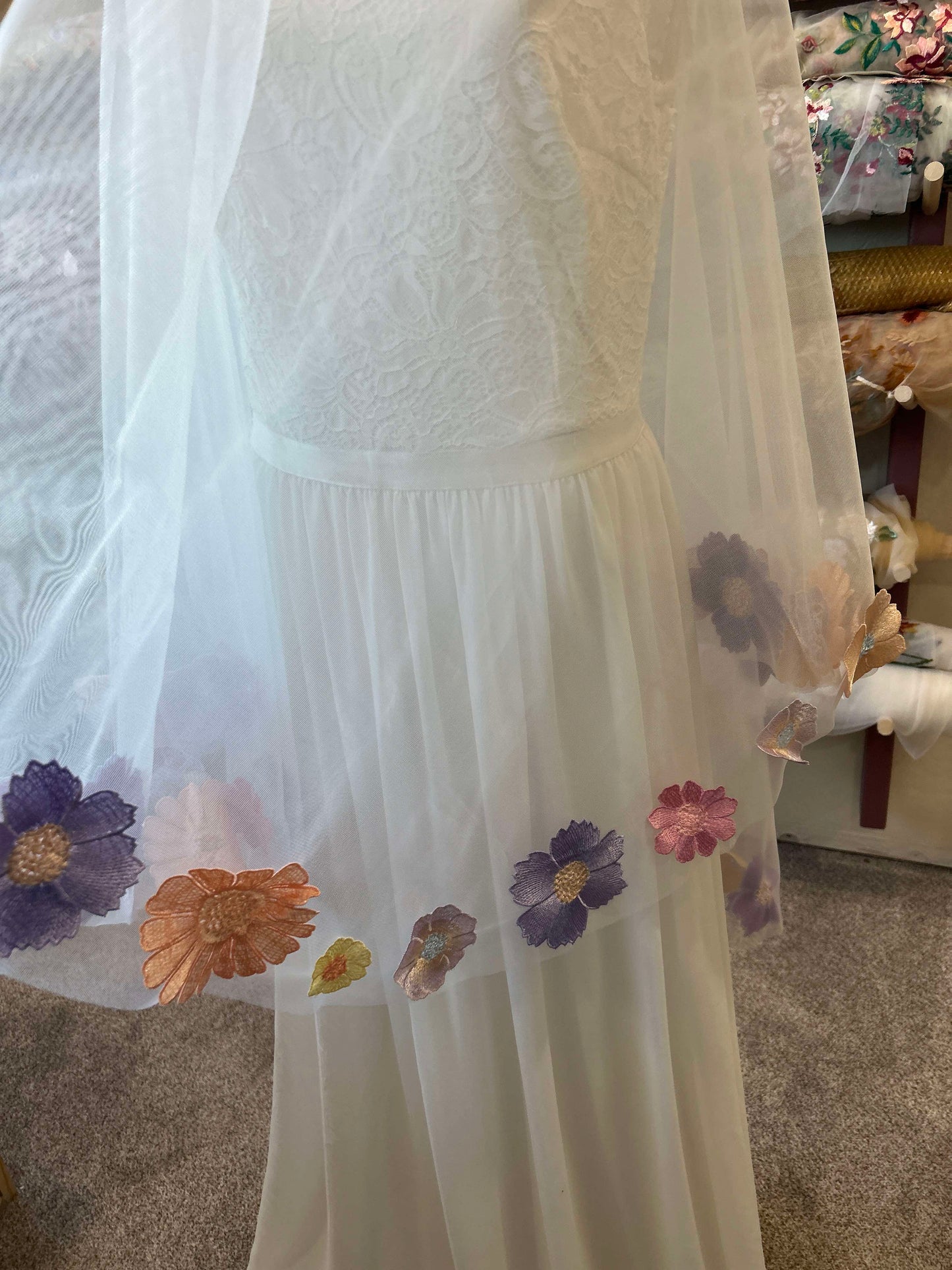 Lavender Haze Drop Edge | 3D Floral Veil