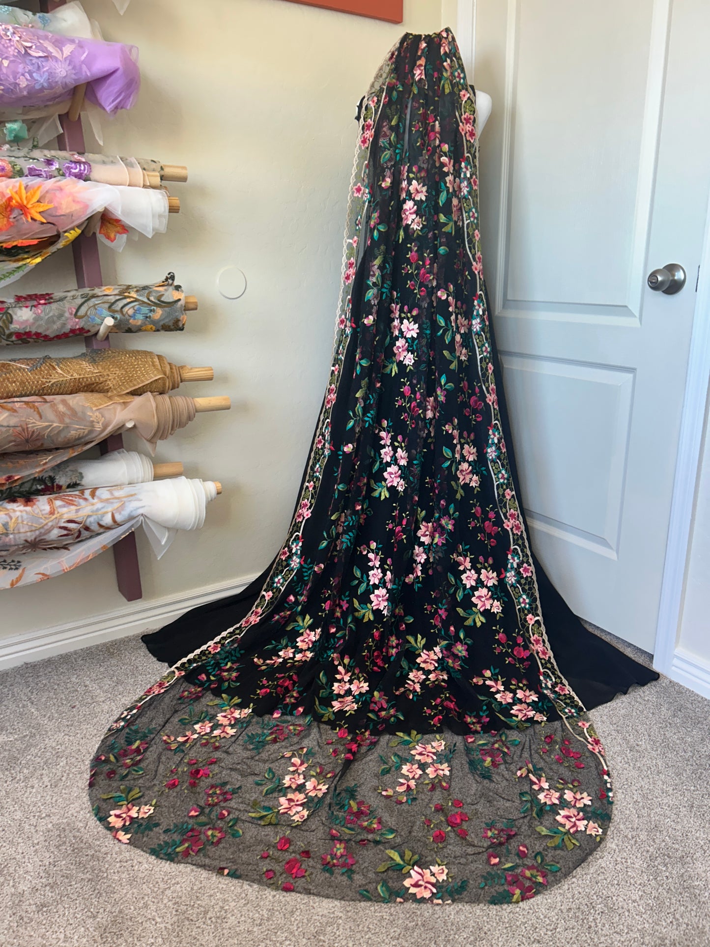 Jewel | BLACK TULLE | Floral Wedding Veil