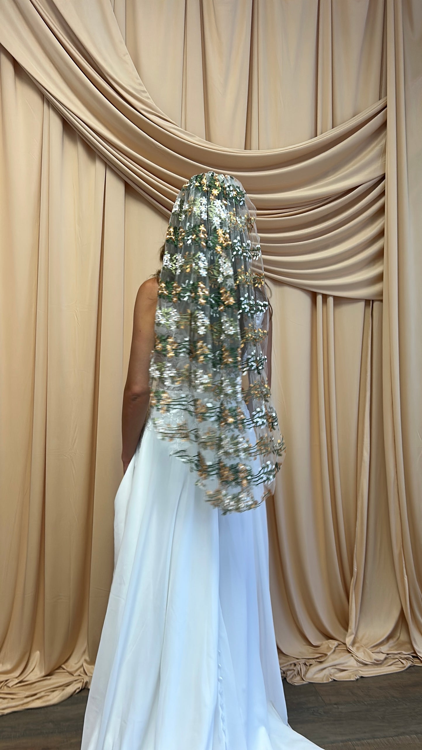 Harvest Daisies | Floral Wedding Veil