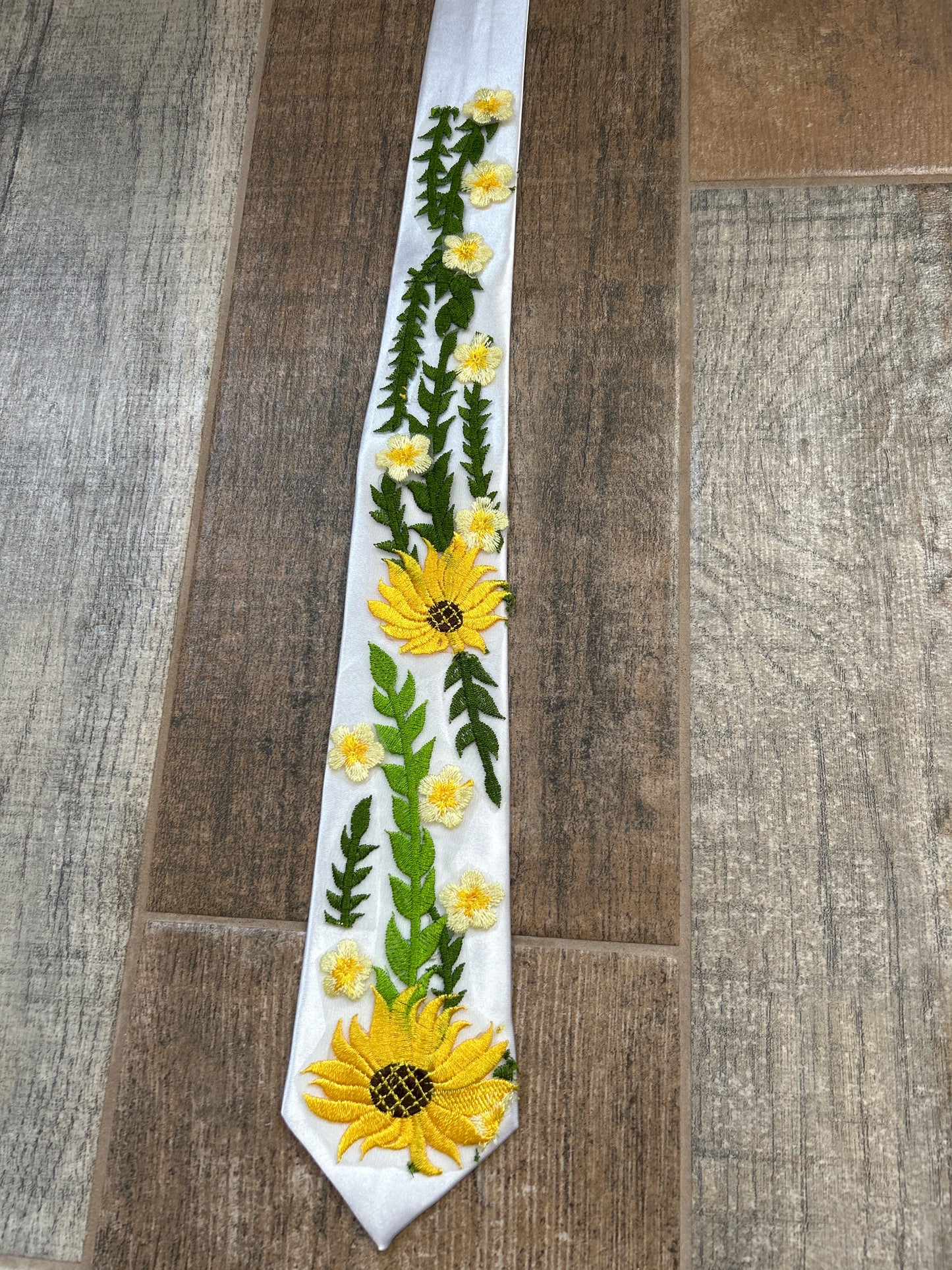 Wild Sunflower Tie