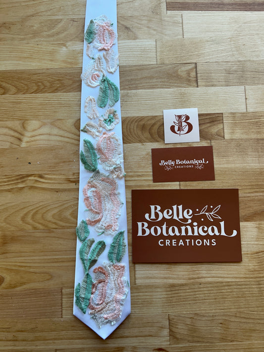 Vintage Rose | Floral Tie