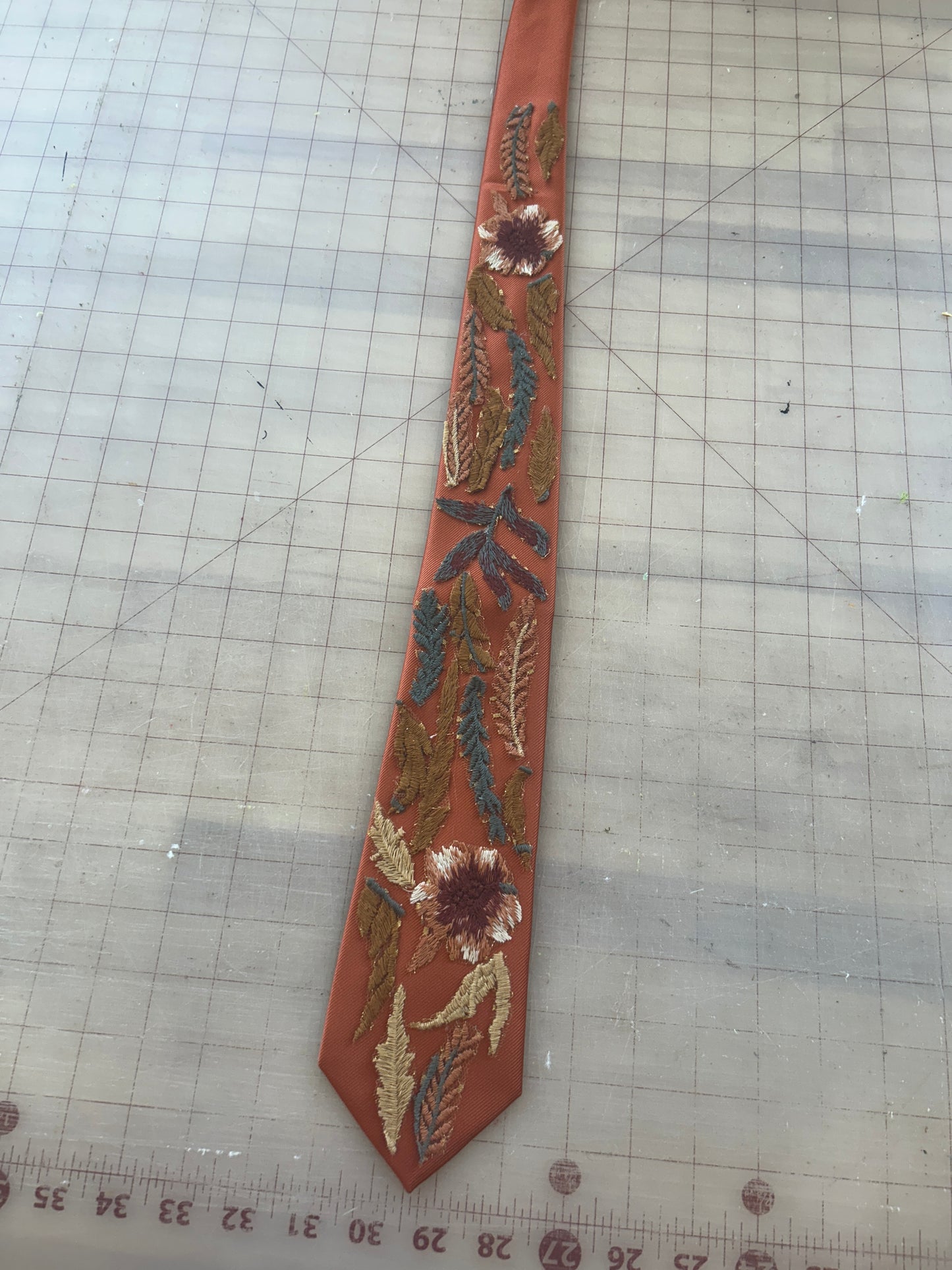 Autumn Leaves Falling | Floral Tie