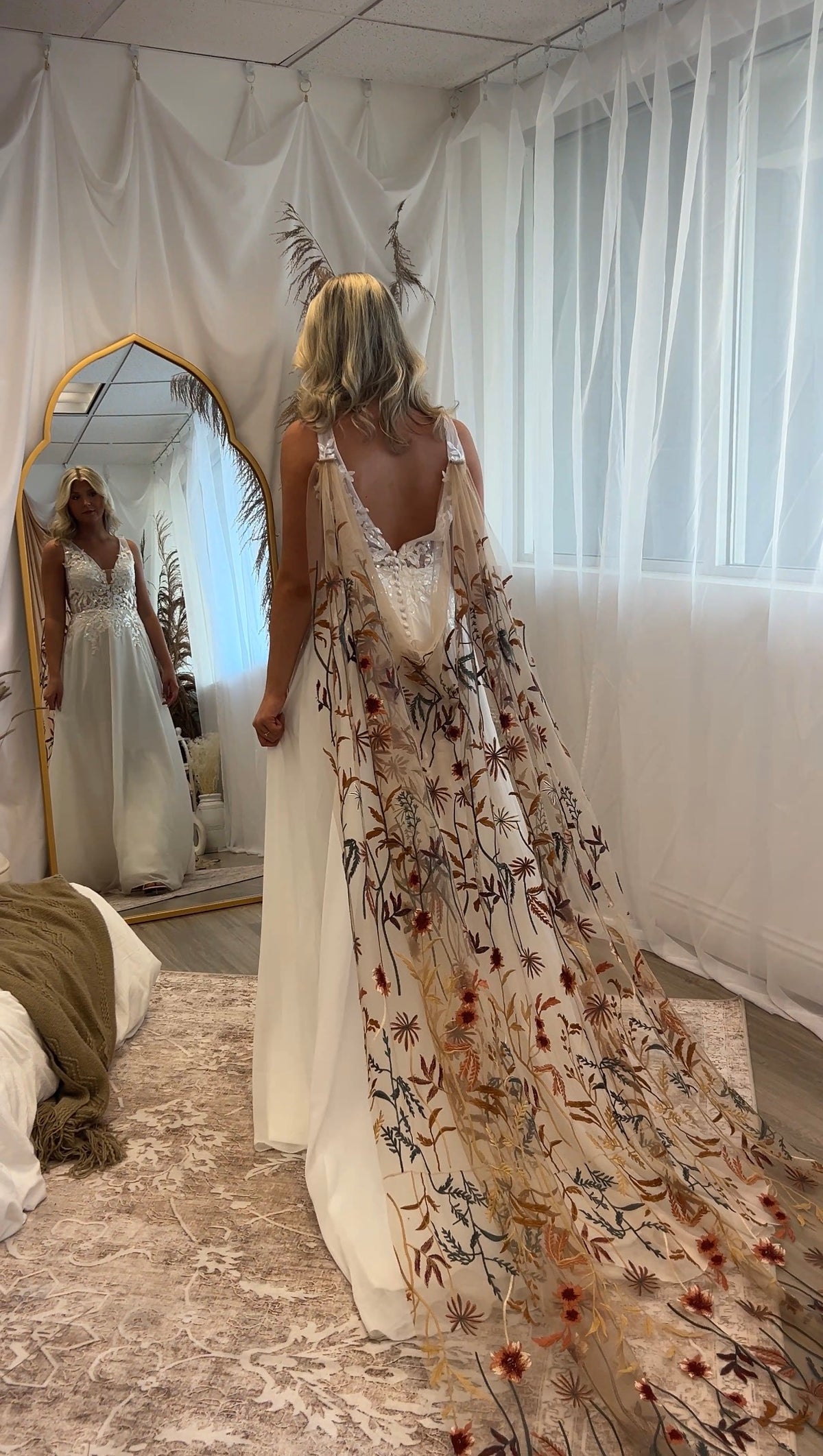 Autumn Leaves Falling Cape | TAN TULLE | Floral Wedding Veil
