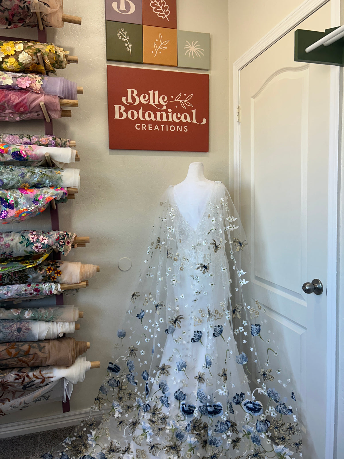 Blue Winter Cape | Floral Wedding