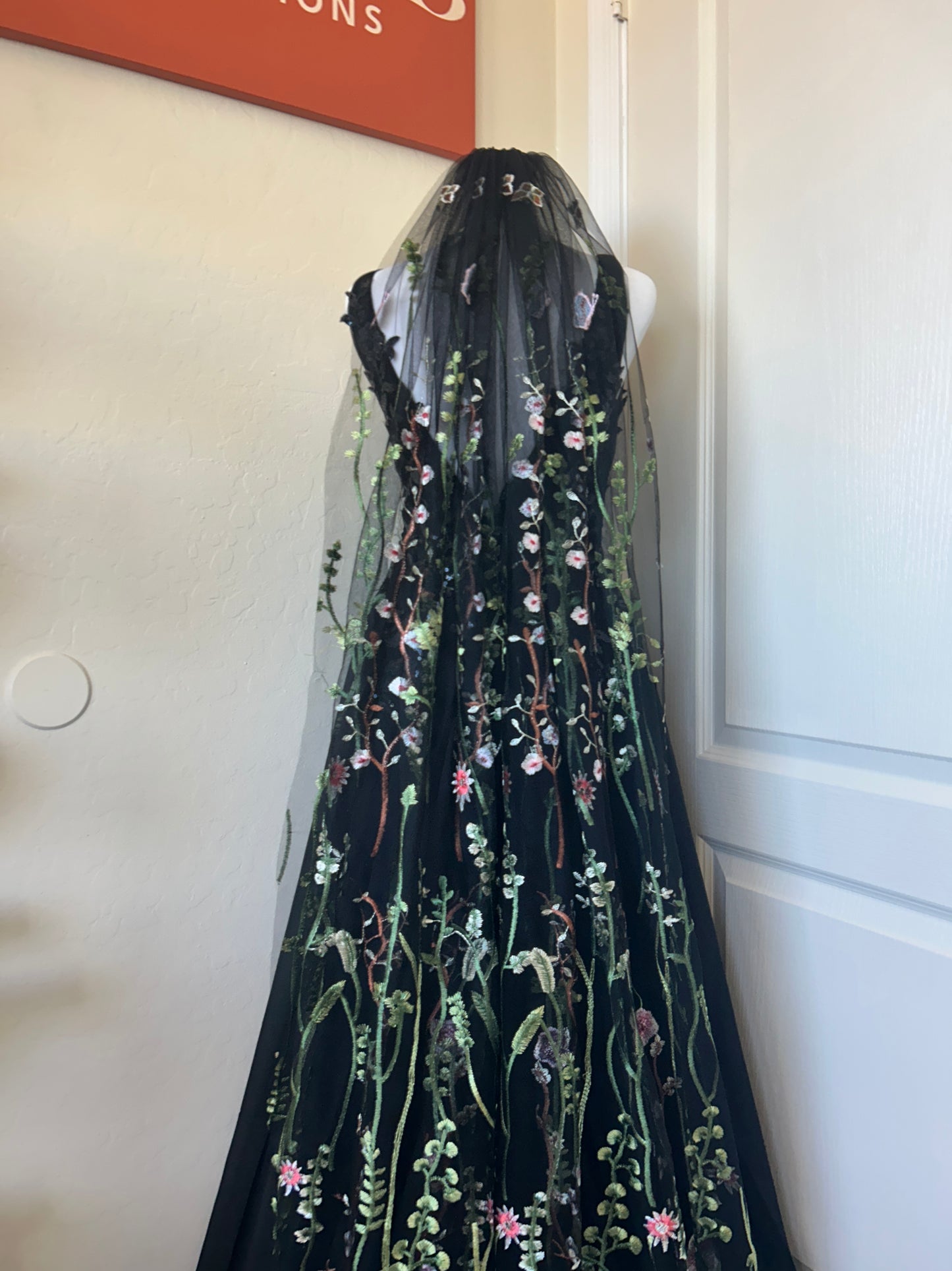 Muted Wildflower | BLACK TULLE | Floral Wedding Veil