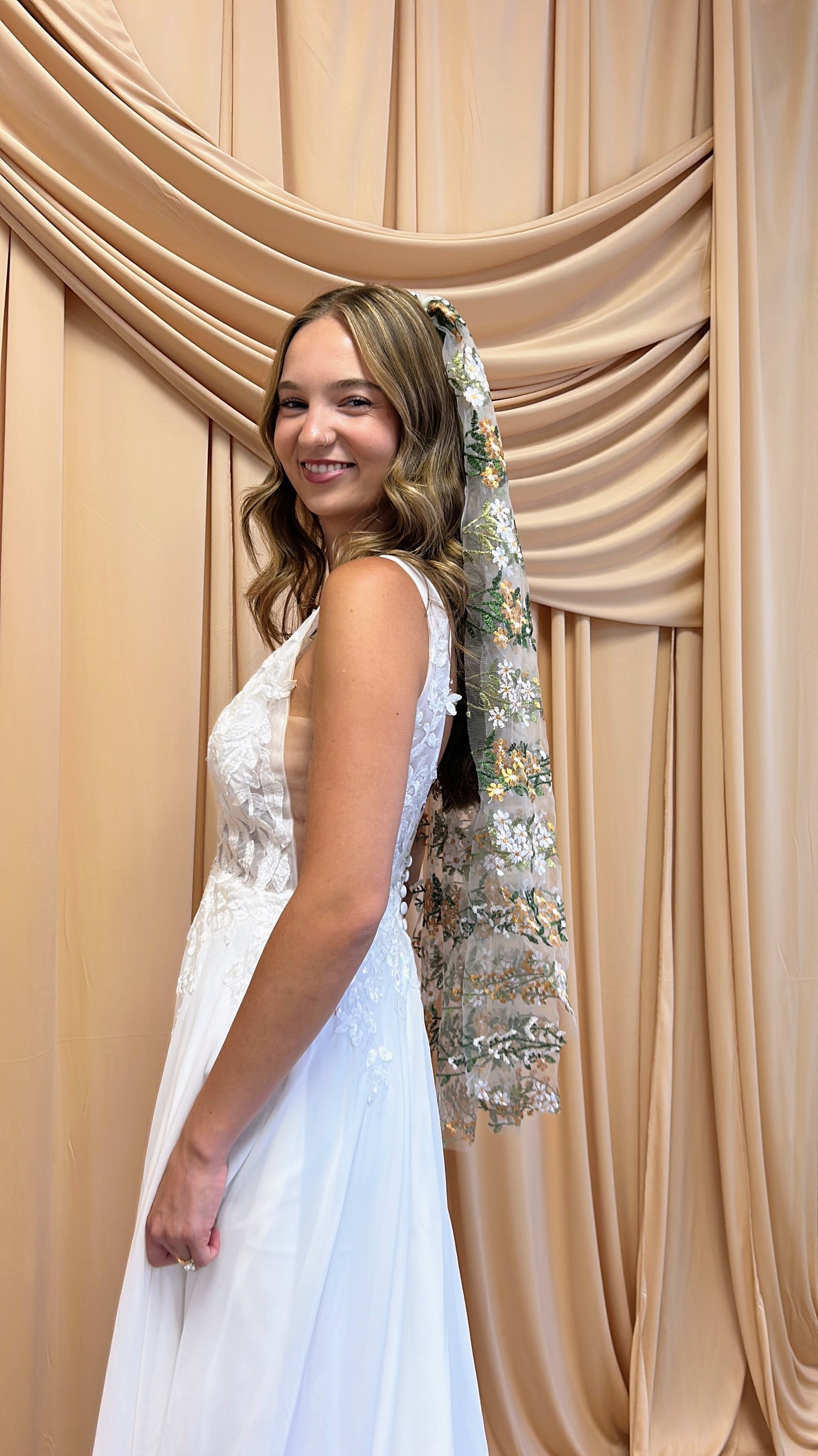 Harvest Daisies | Floral Wedding Veil