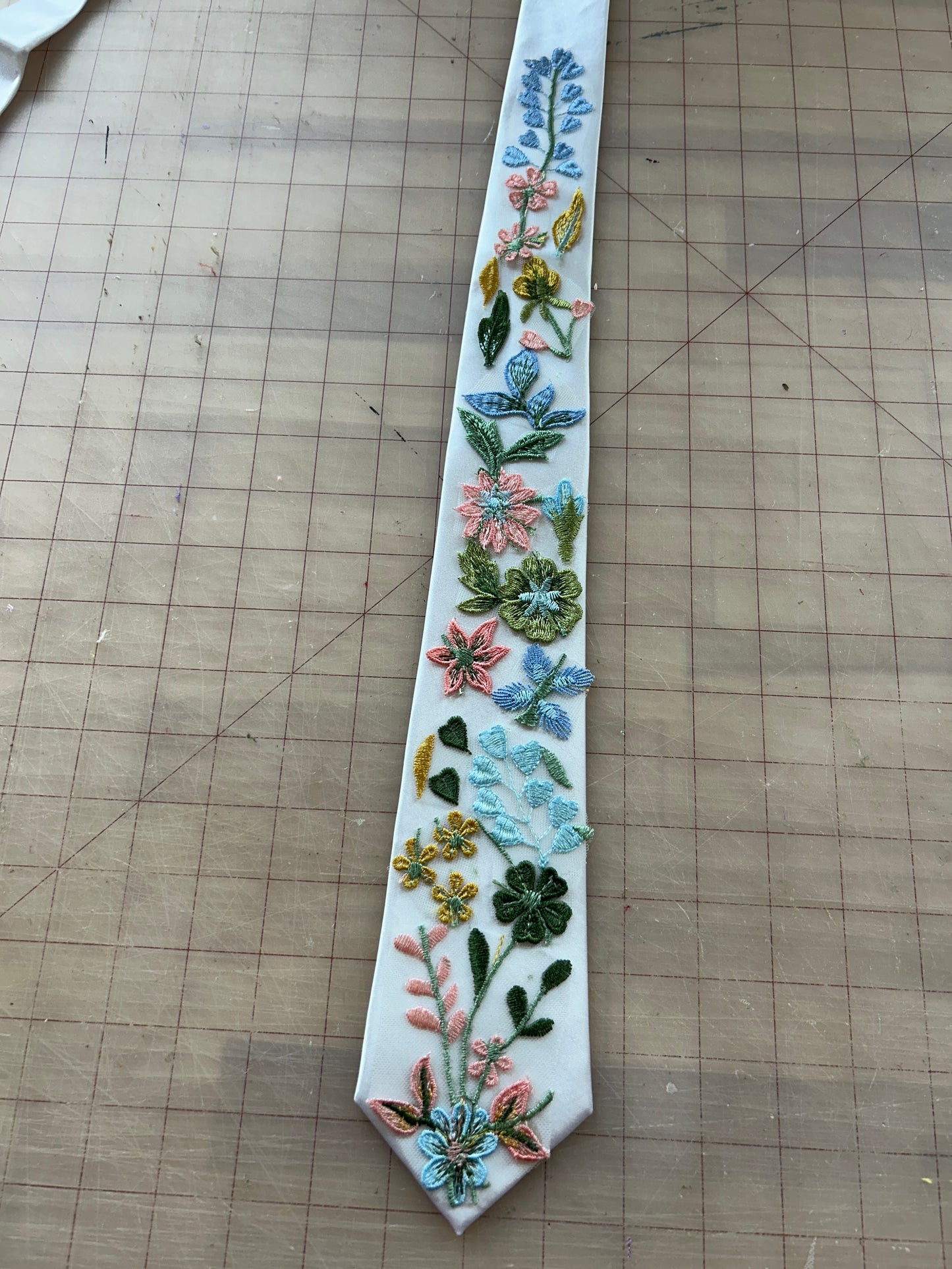 Pink Starry Night | Floral Tie