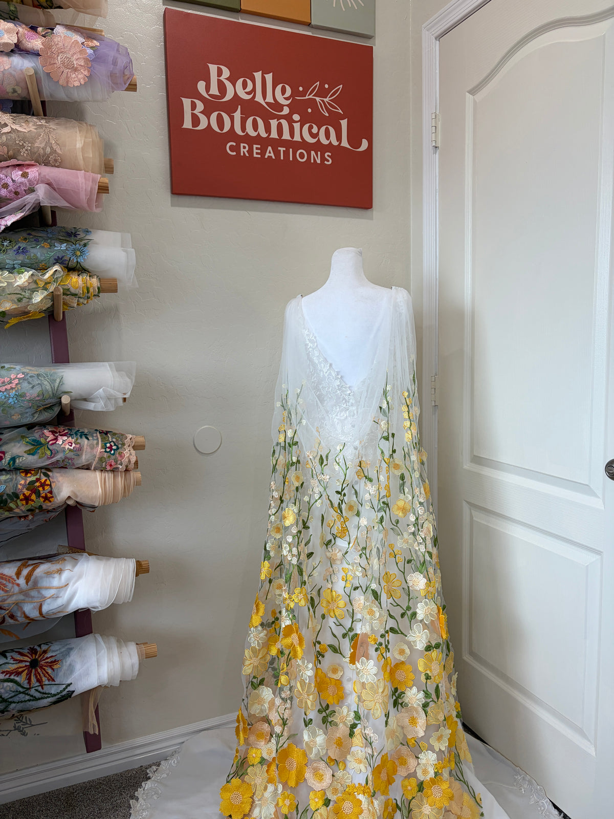 Sunrise Blvd Cape | Floral Wedding Veil