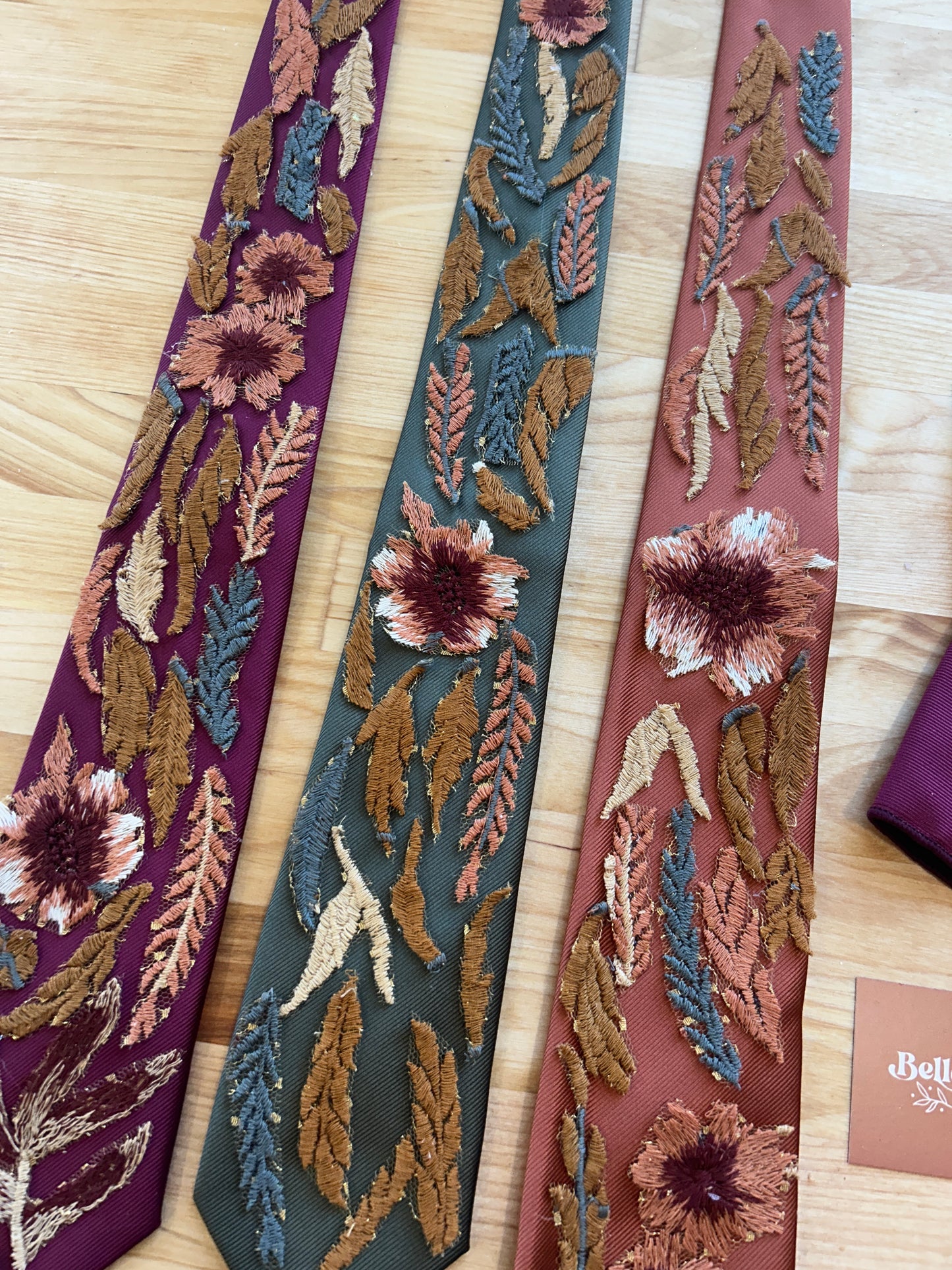 Autumn Leaves Falling | Autumn Colors | Floral Tie