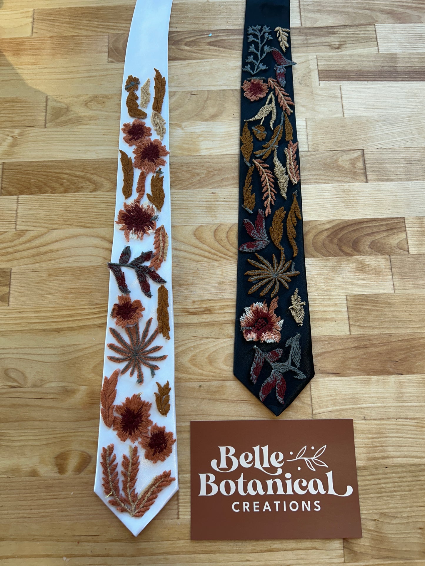 Autumn Leaves Falling |  Floral Tie