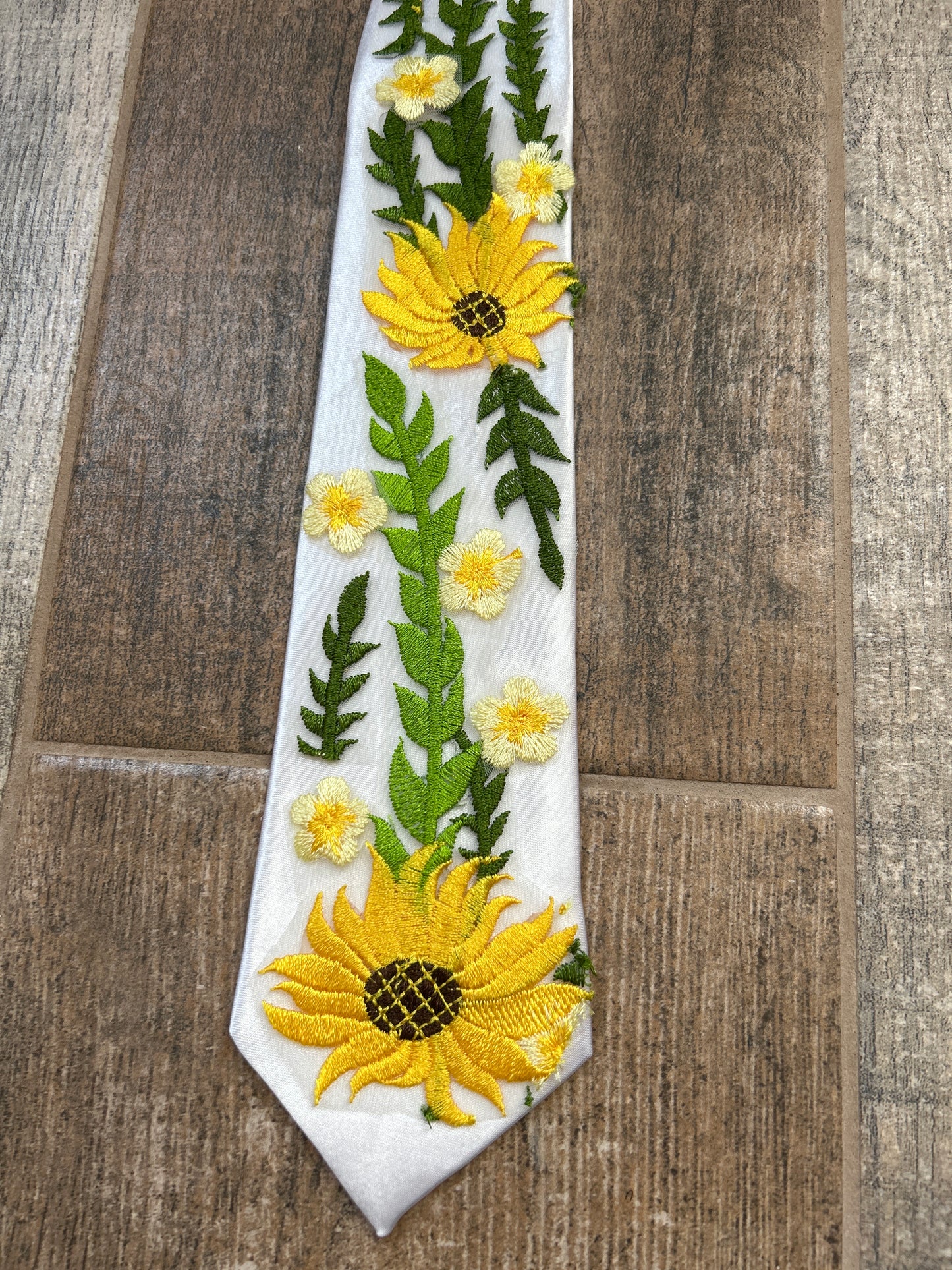 Wild Sunflower Tie