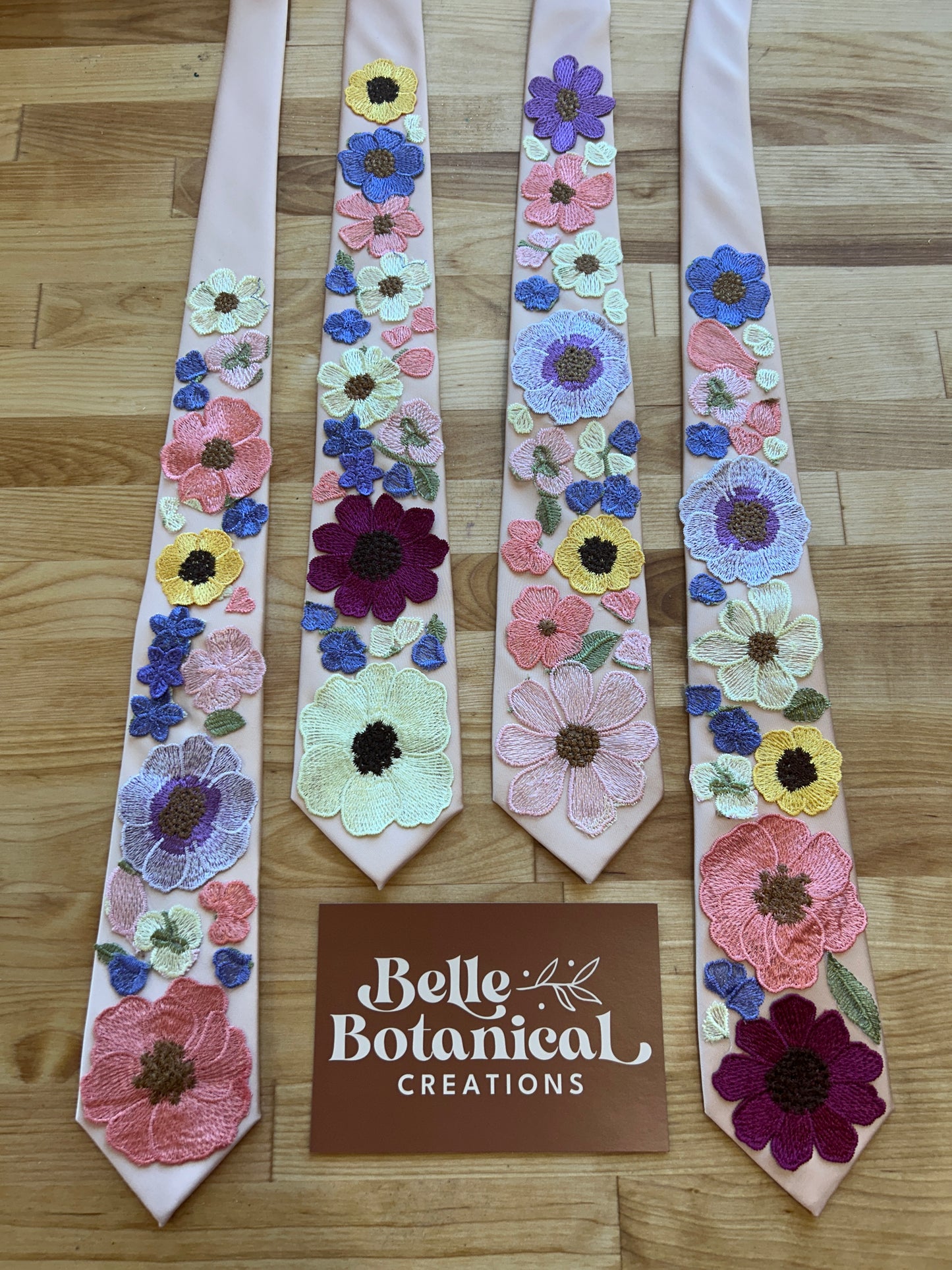 Betty's Garden | Floral Tie