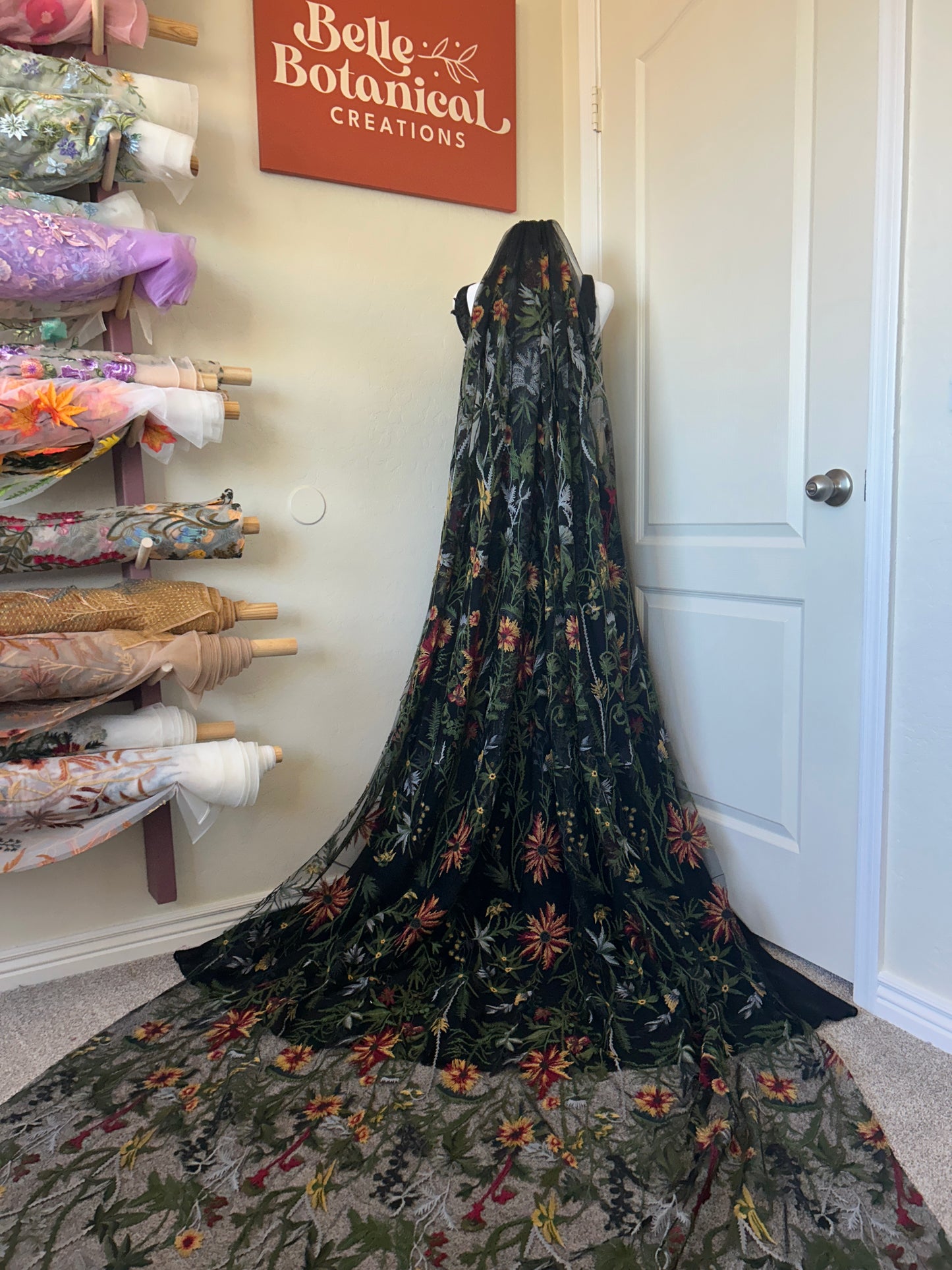 Enchanted Forest | BLACK TULLE | Floral Wedding Veil