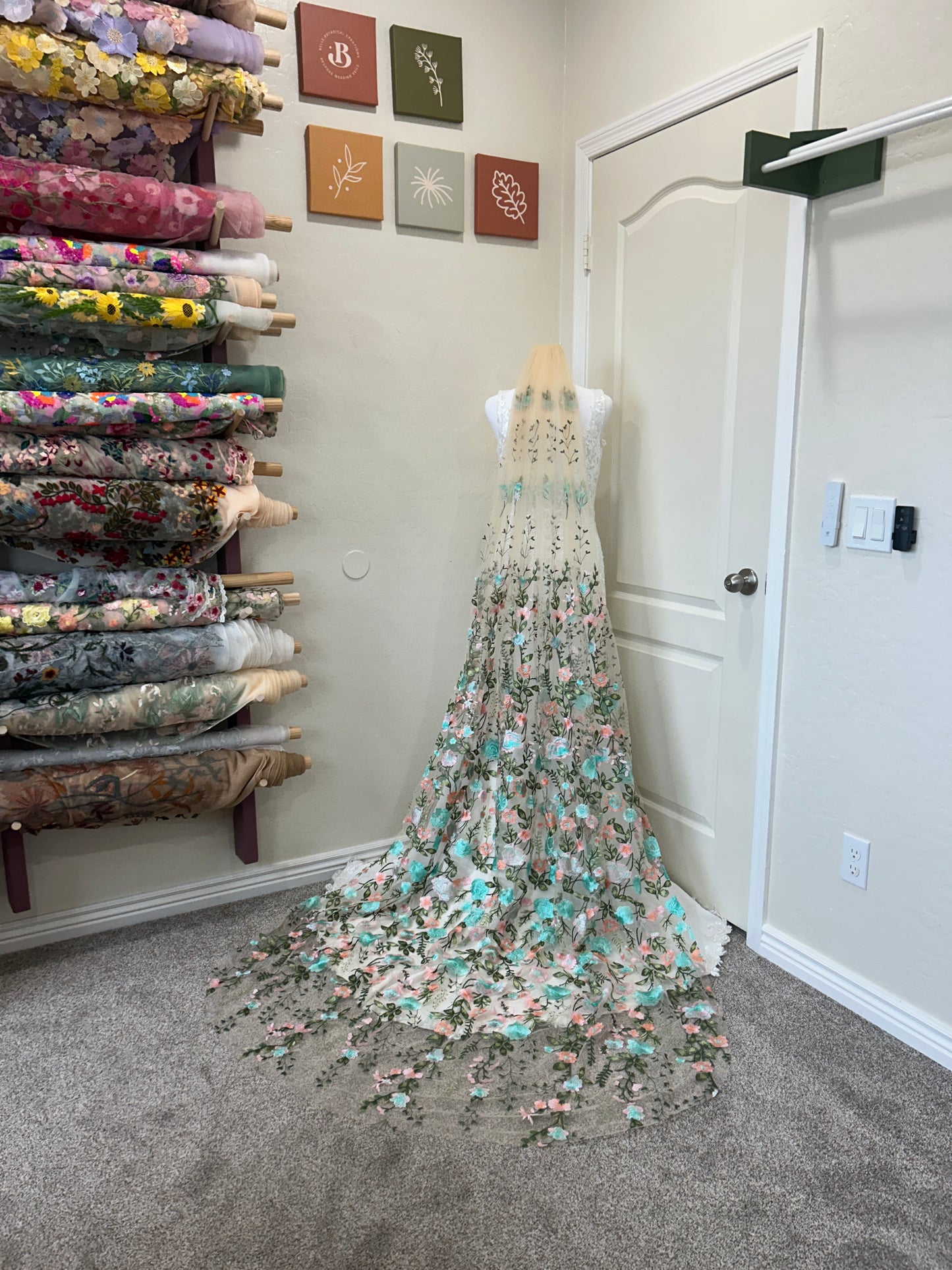 Turquoise Peachy Rose | Floral Wedding Veil