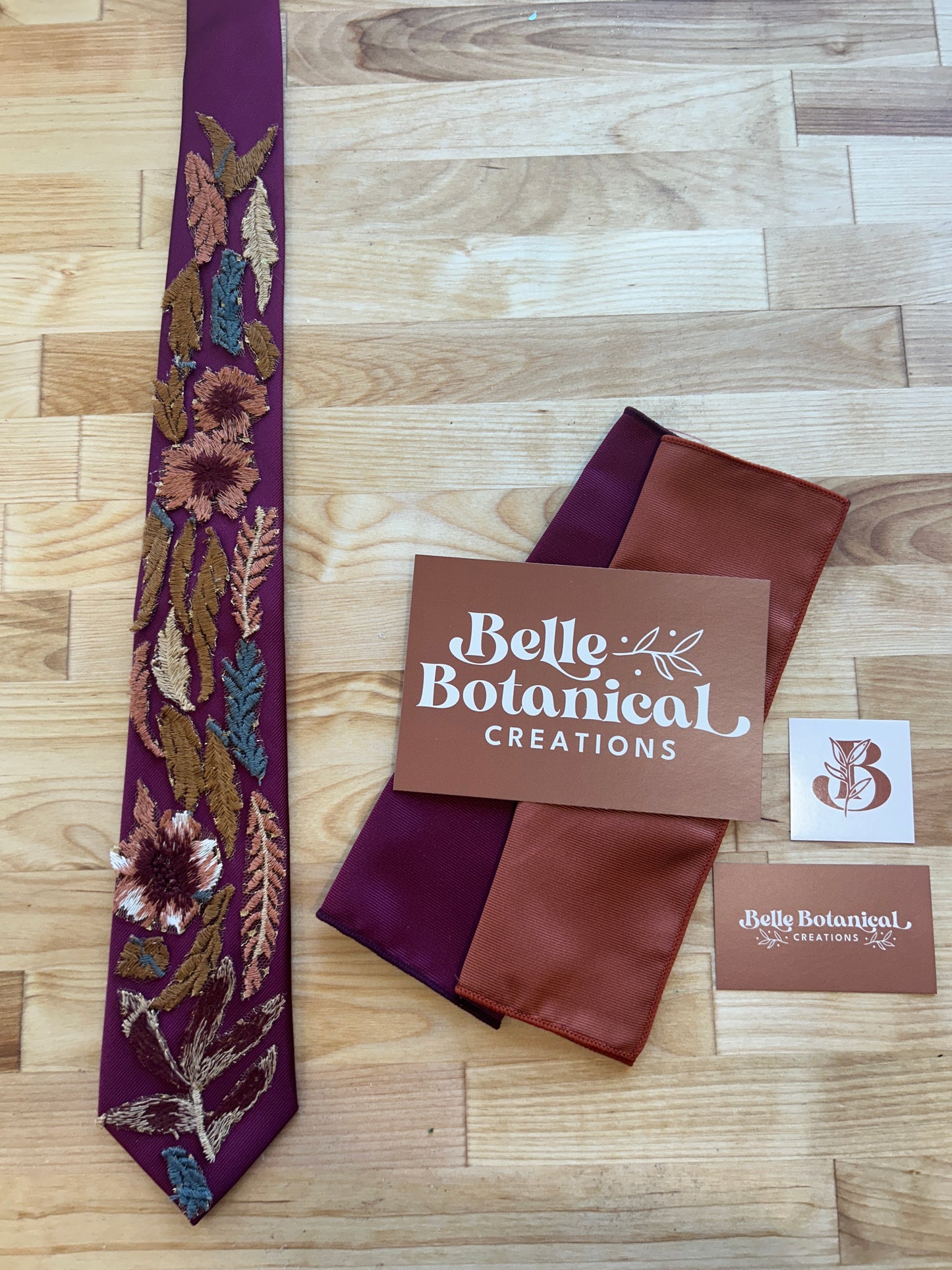 Autumn Leaves Falling | Autumn Colors | Floral Tie