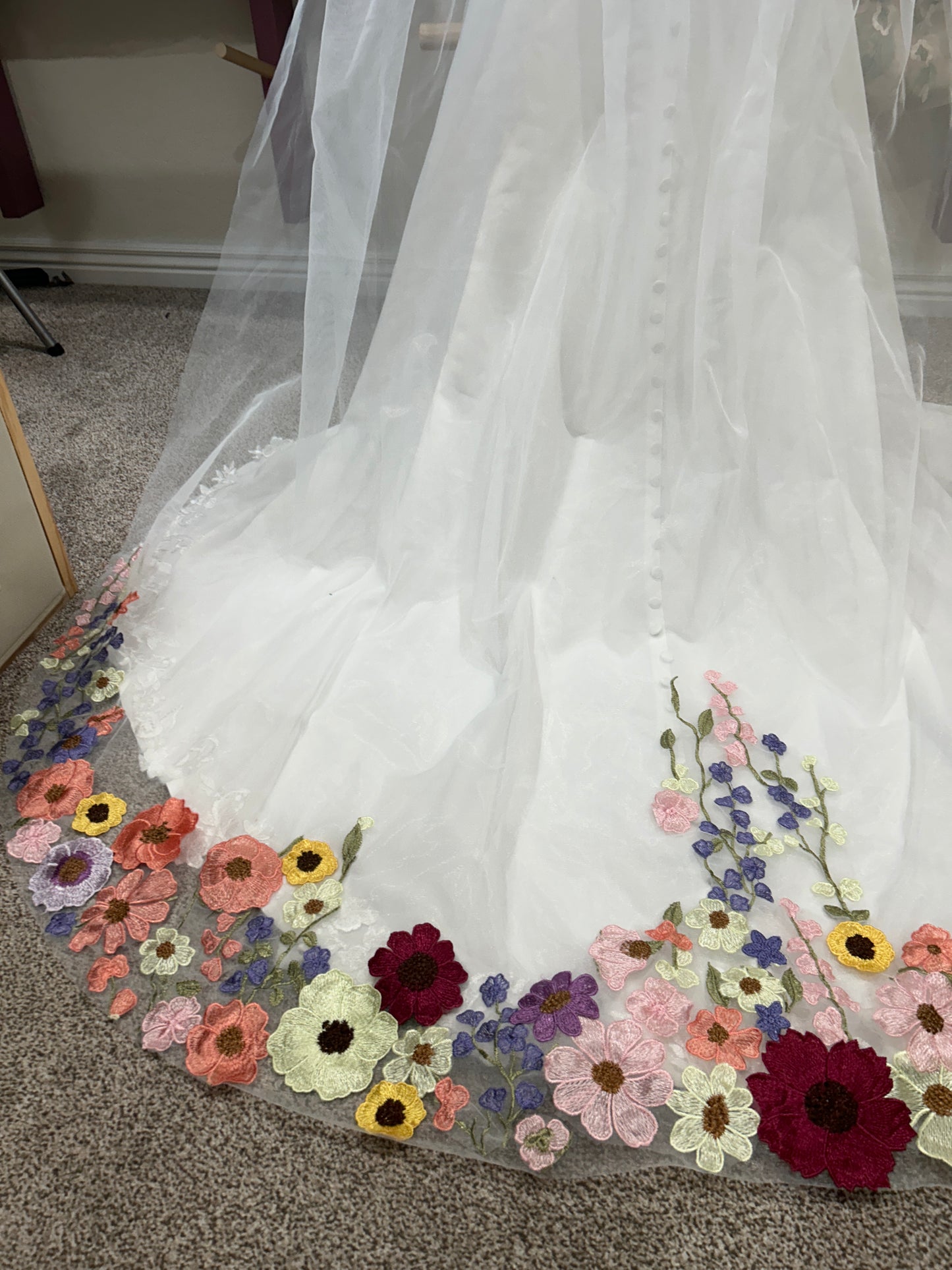 Minimal Betty's Garden (+ more options) | Floral Embroidery Veil