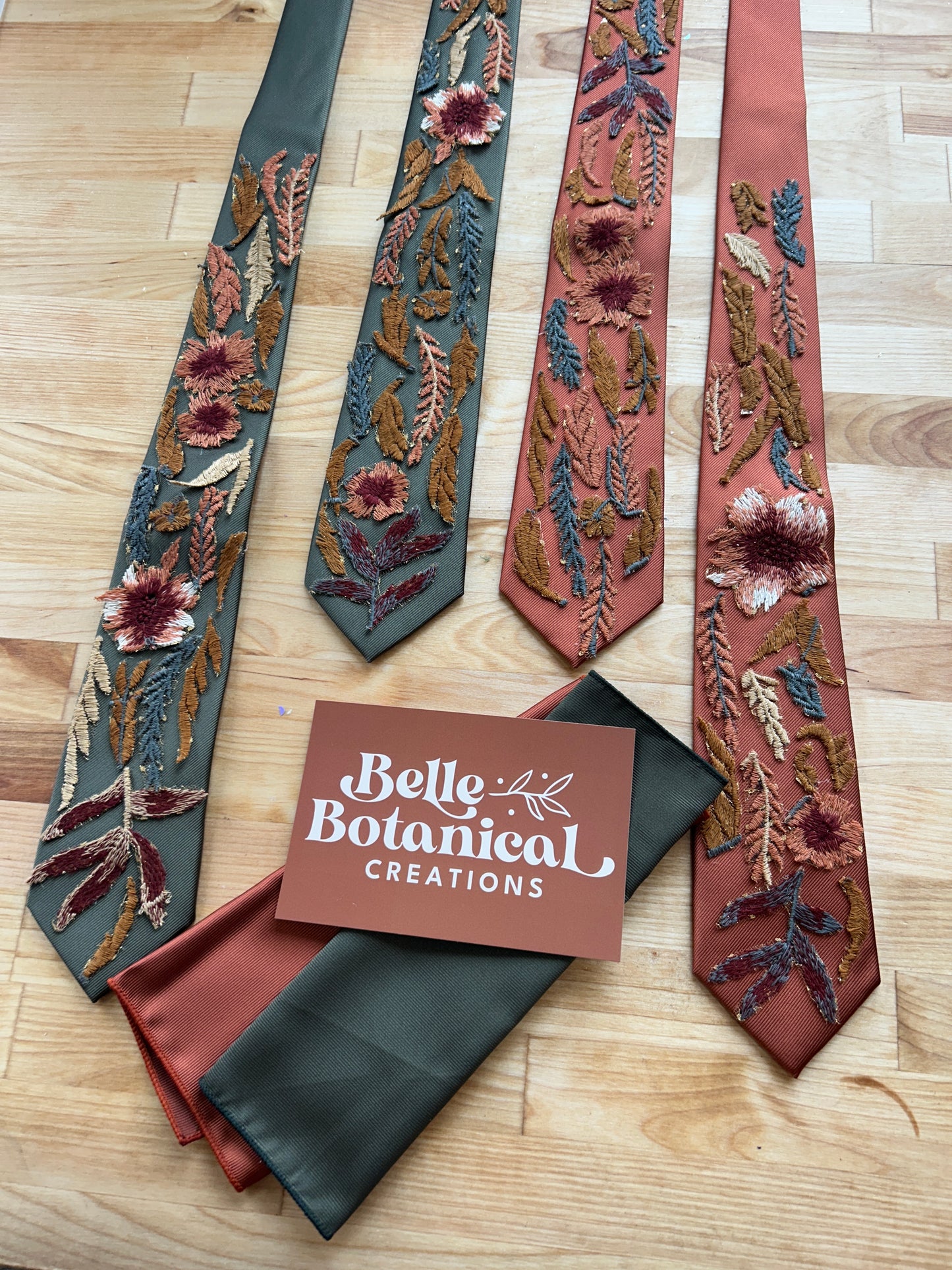 Autumn Leaves Falling | Autumn Colors | Floral Tie