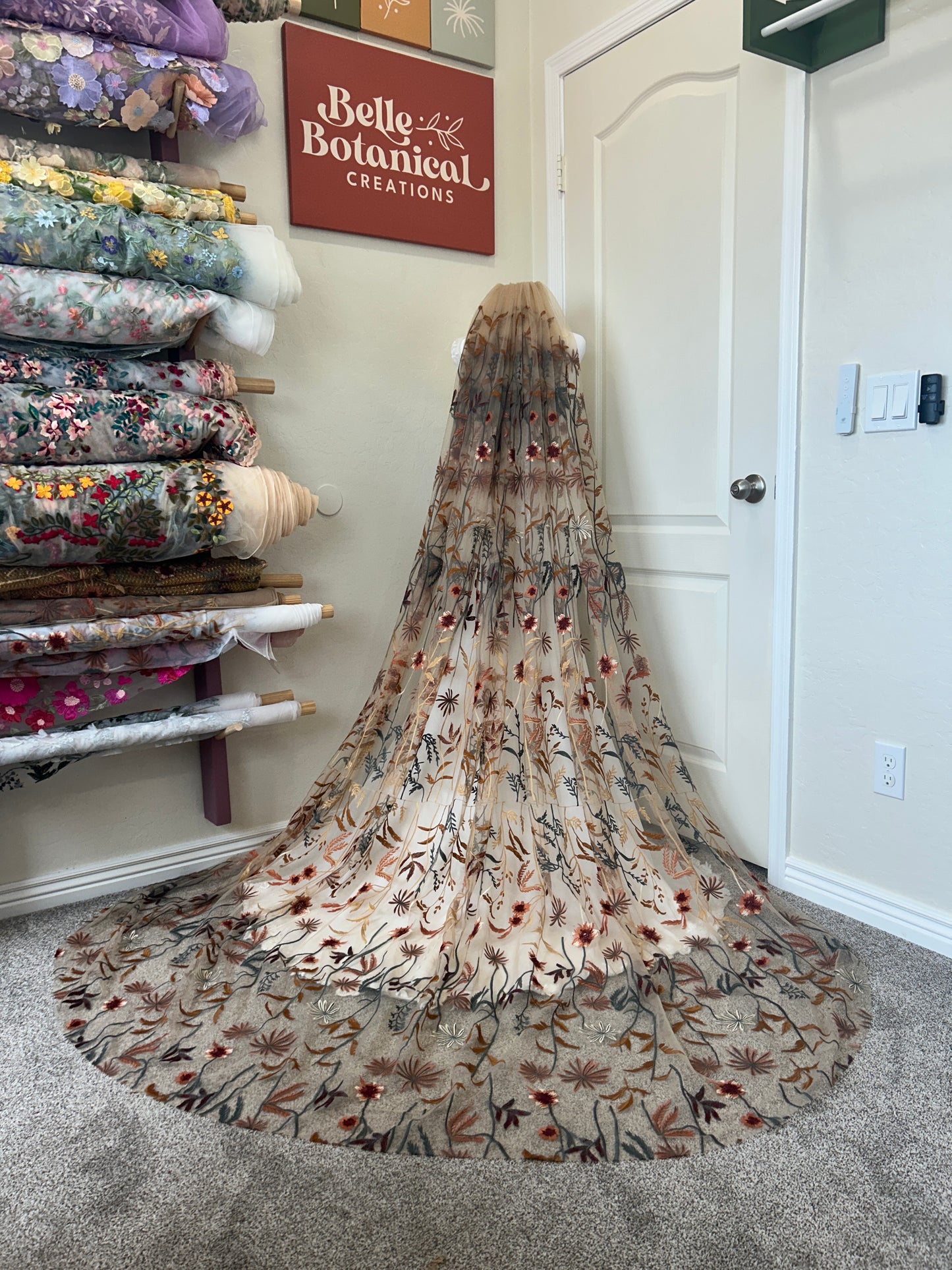 Autumn Leaves Falling Veil | TAN TULLE | Floral Wedding Veil