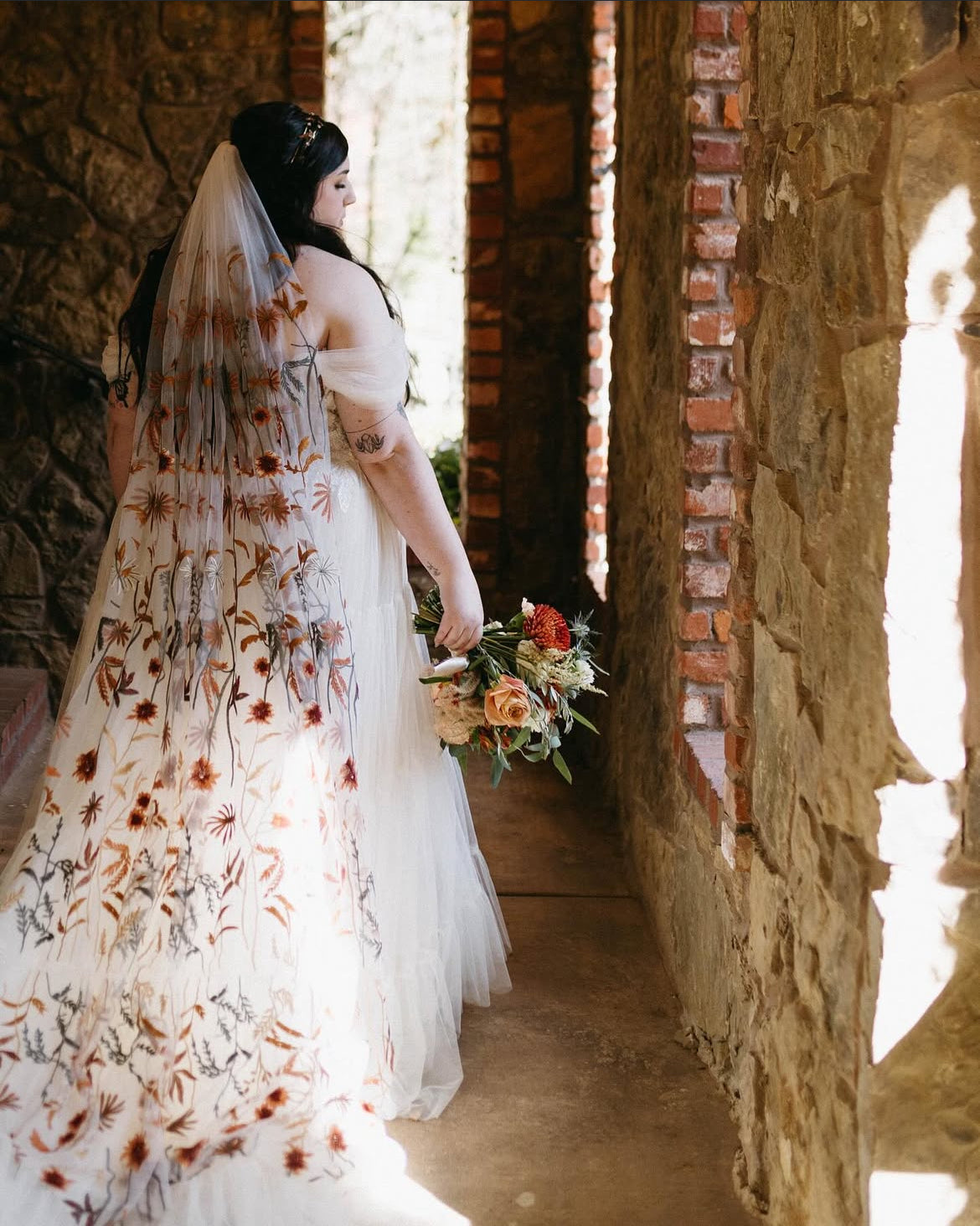 Autumn Leaves Falling | WHITE TULLE | Floral Wedding Veil
