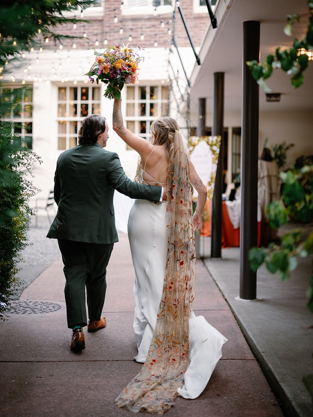 Autumn Leaves Falling Veil | TAN TULLE | Floral Wedding Veil