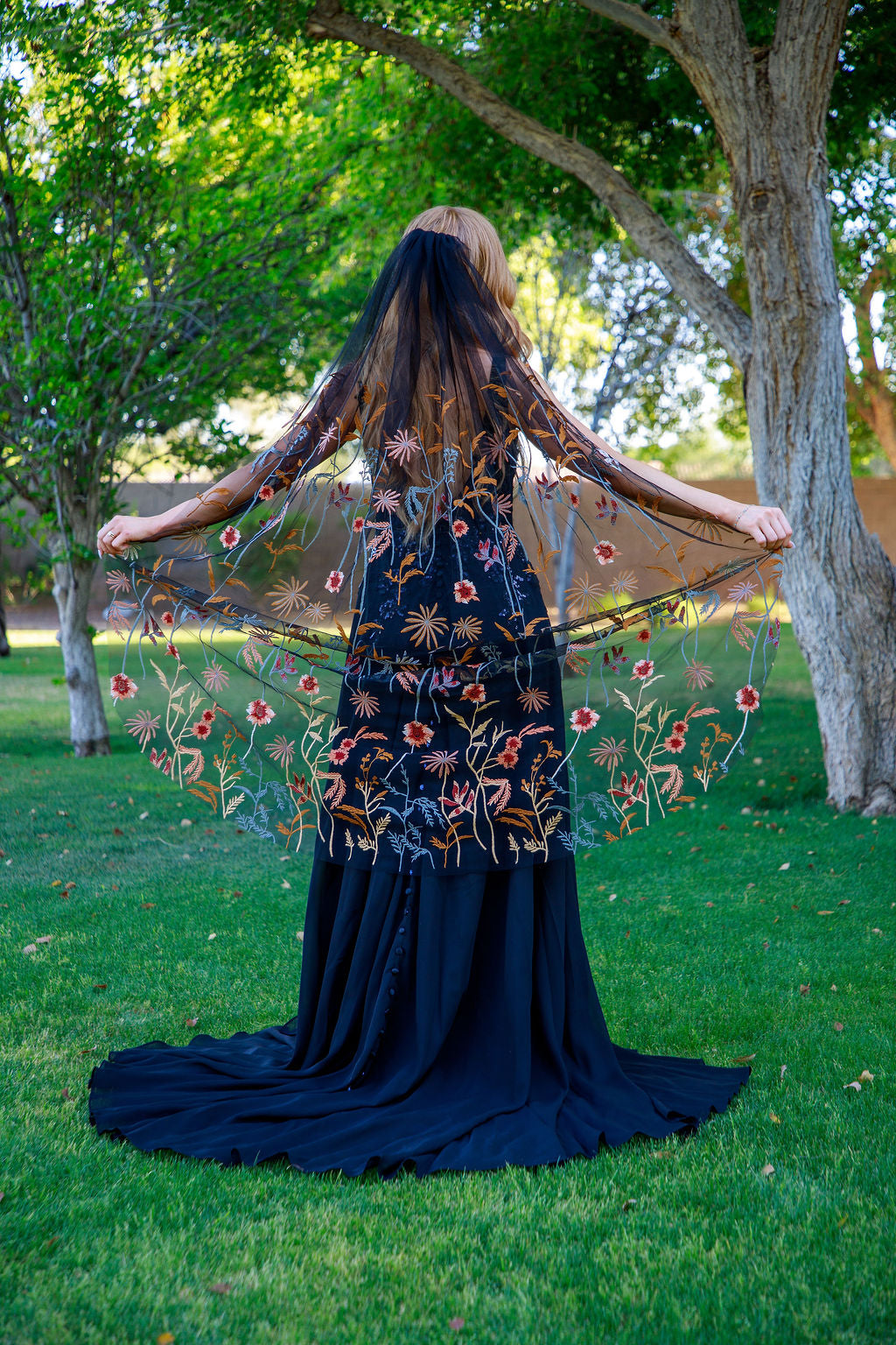 Autumn Leaves Falling | BLACK TULLE | Floral Wedding Veil