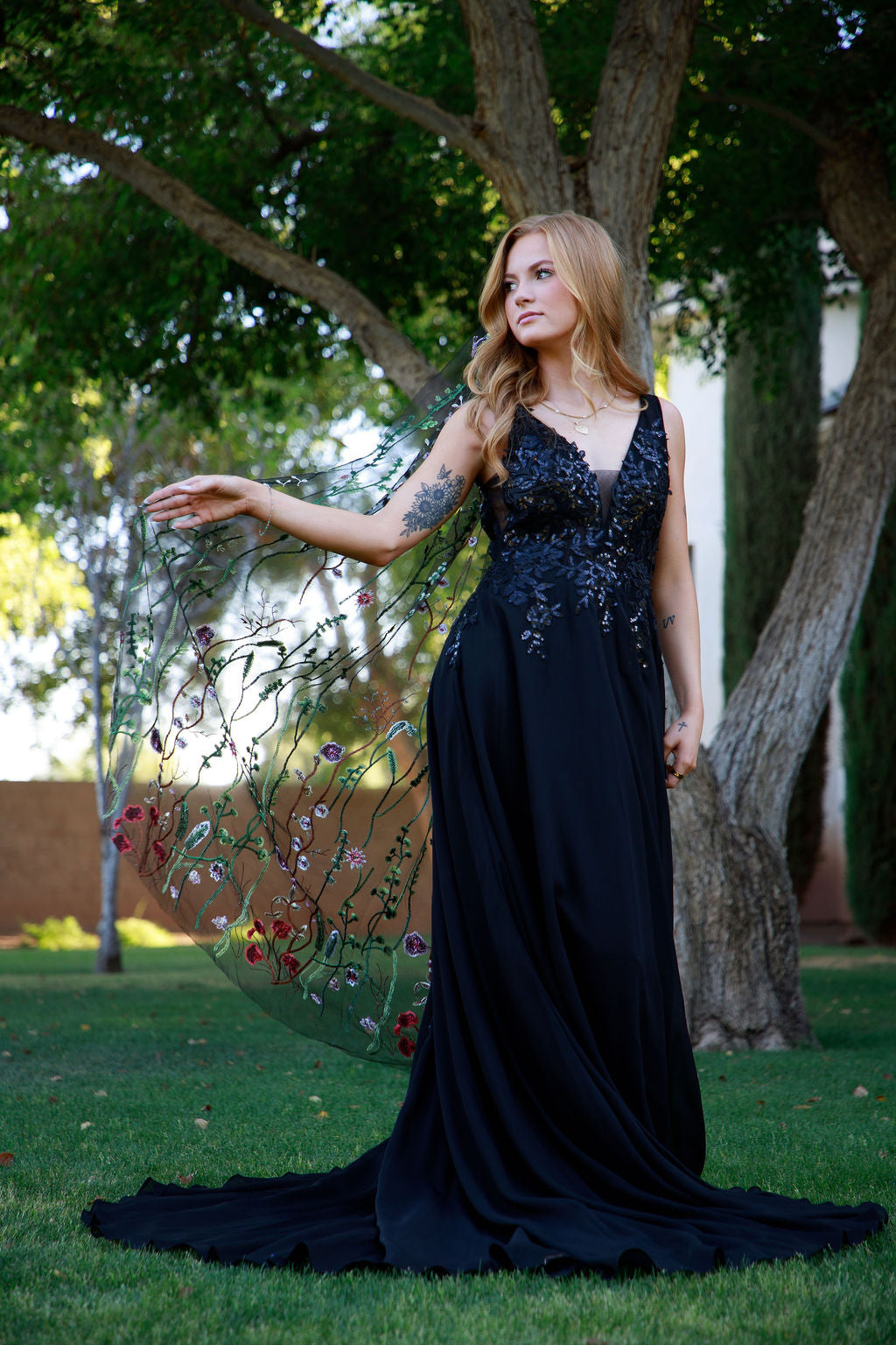 Muted Wildflower | BLACK TULLE | Floral Wedding Veil