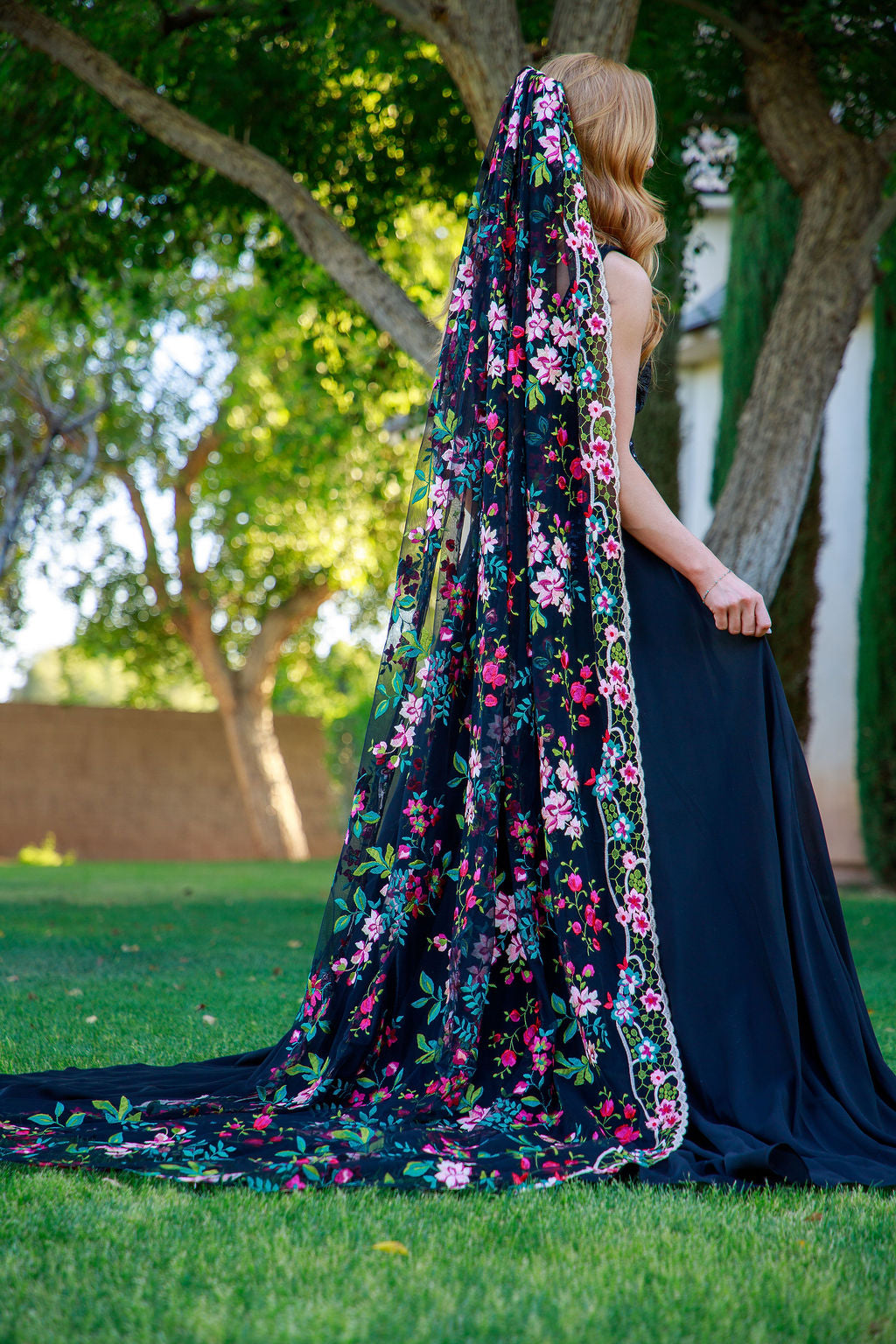 Jewel | BLACK TULLE | Floral Wedding Veil