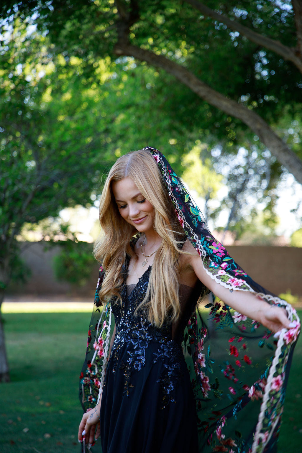 Jewel | BLACK TULLE | Floral Wedding Veil