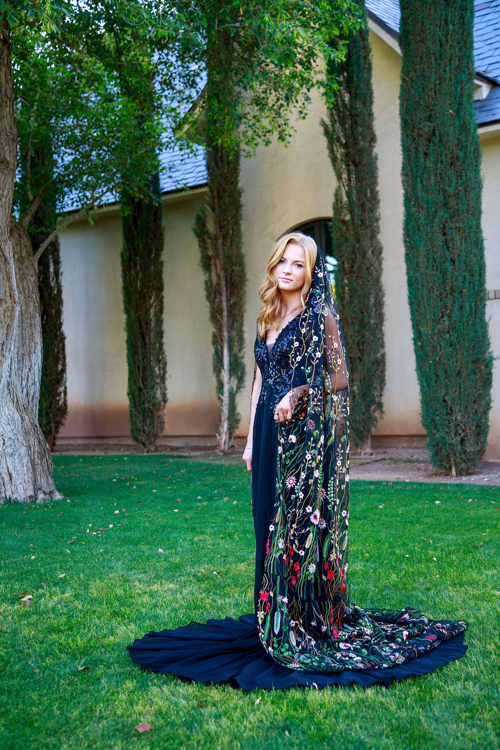 Vibrant Wildflower | BLACK TULLE | Floral Wedding Veil