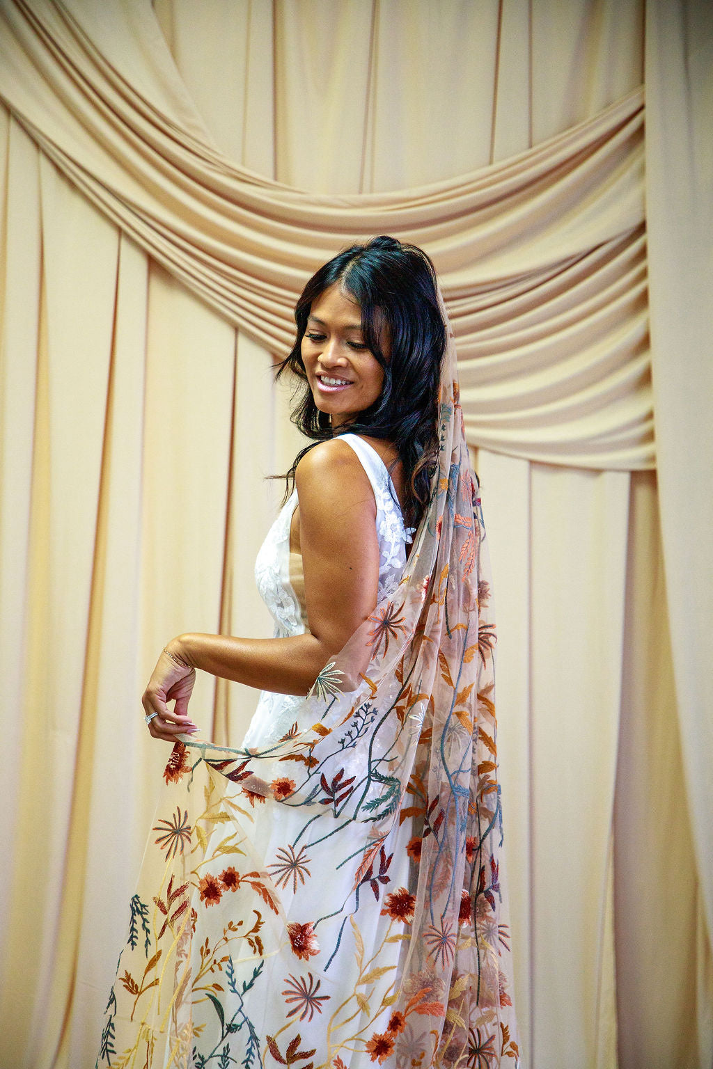 Autumn Leaves Falling Veil | TAN TULLE | Floral Wedding Veil