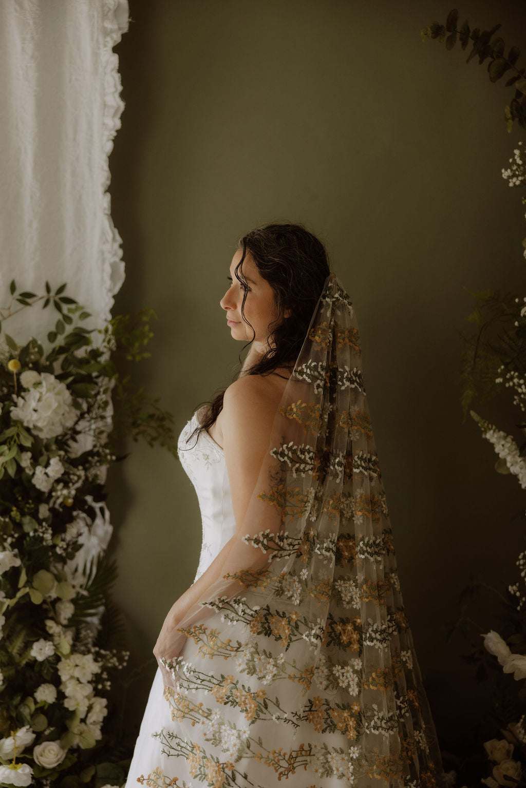 Harvest Daisies | Floral Wedding Veil