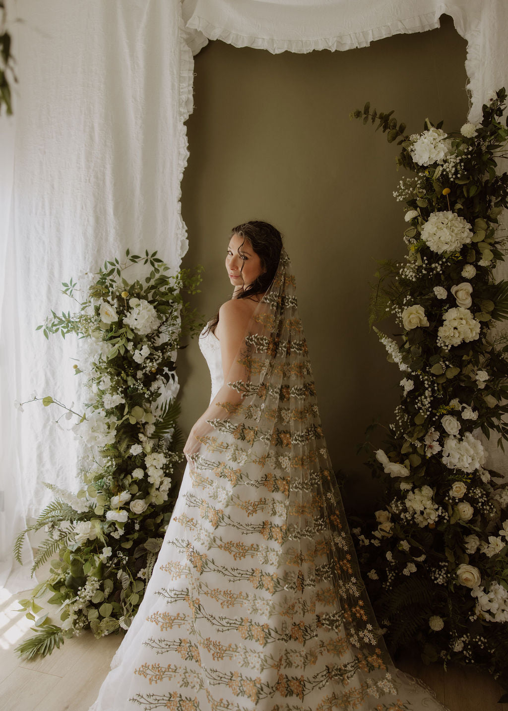 Harvest Daisies | Floral Wedding Veil